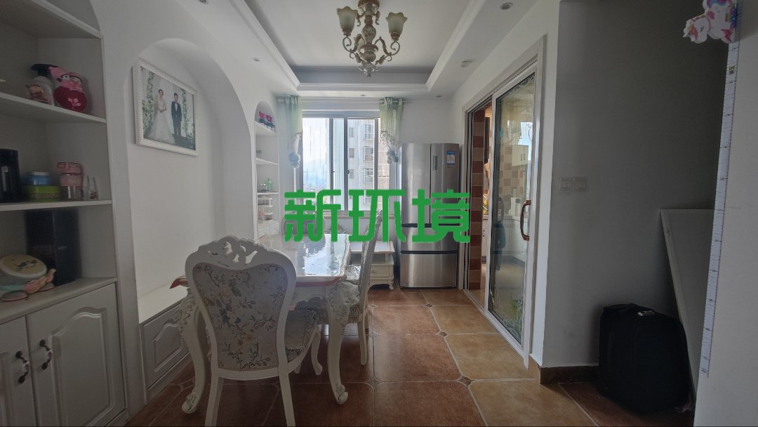 澧岸家园 4室2厅2卫 1800.0元/月 澧岸家园 4室2厅2卫 1800.0元/月室内图