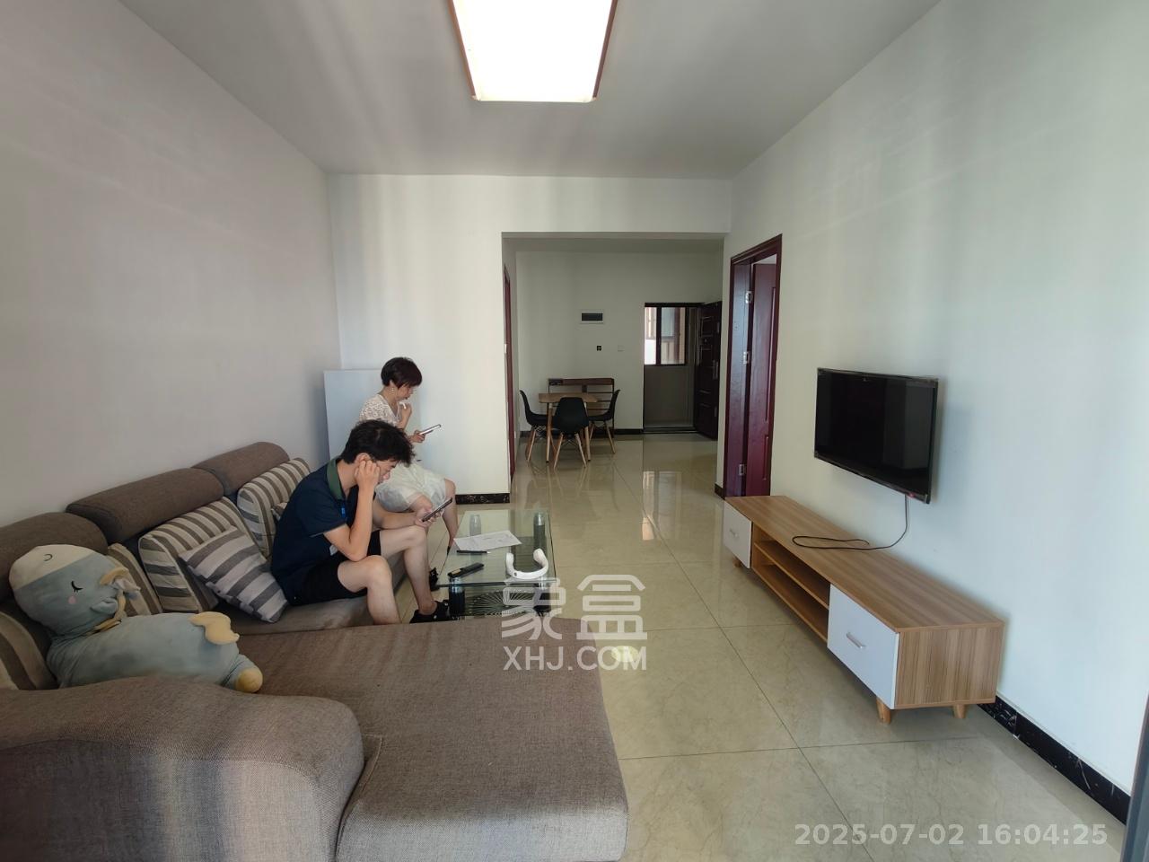 盛世耀凯  2室2厅1卫   2300.00元/月