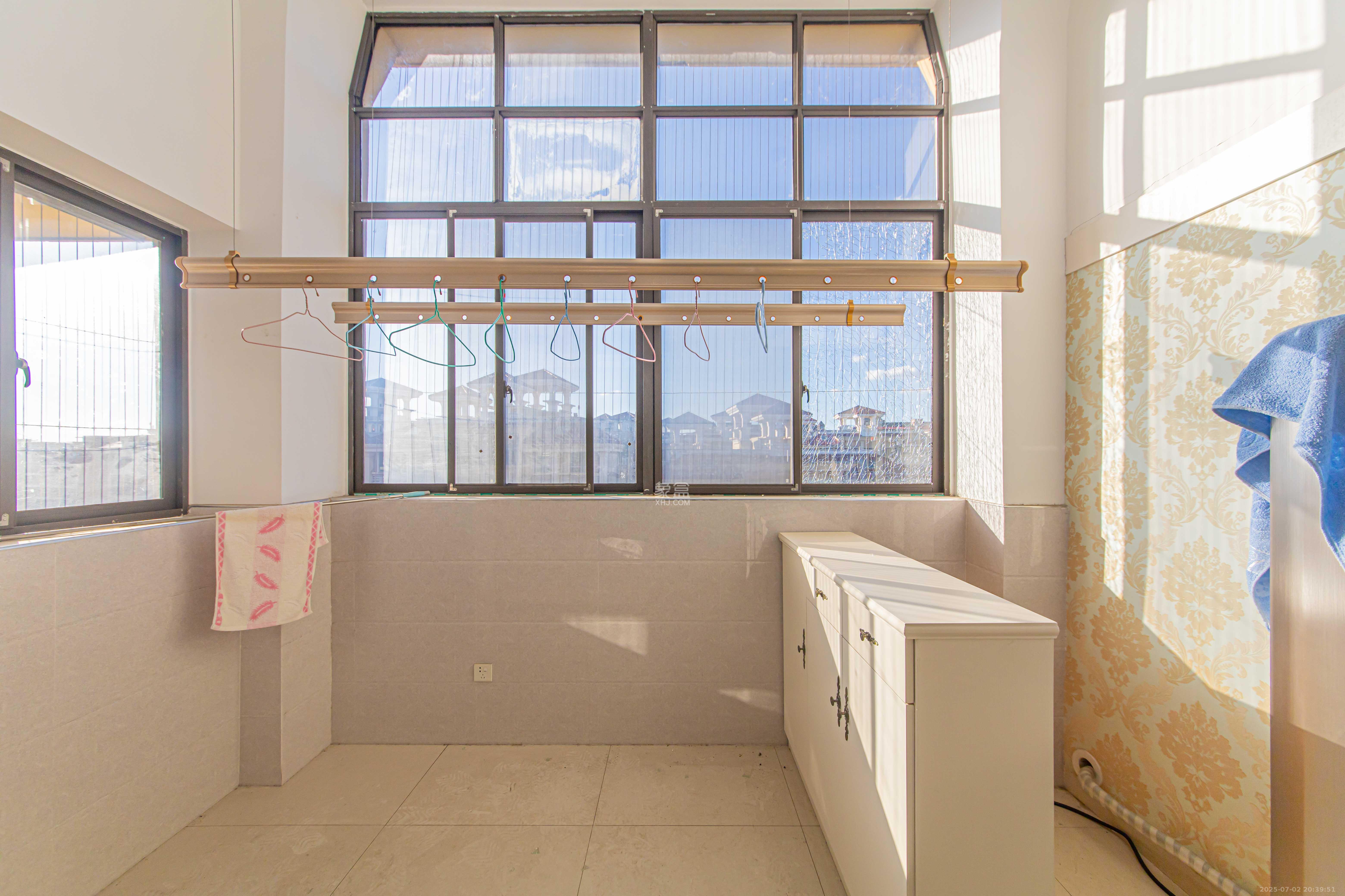 夏威夷碧水春城(碧桂园城市花园) 4室2厅1卫 82.8万 夏威夷碧水春城(碧桂园城市花园) 4室2厅1卫 82.8万阳台