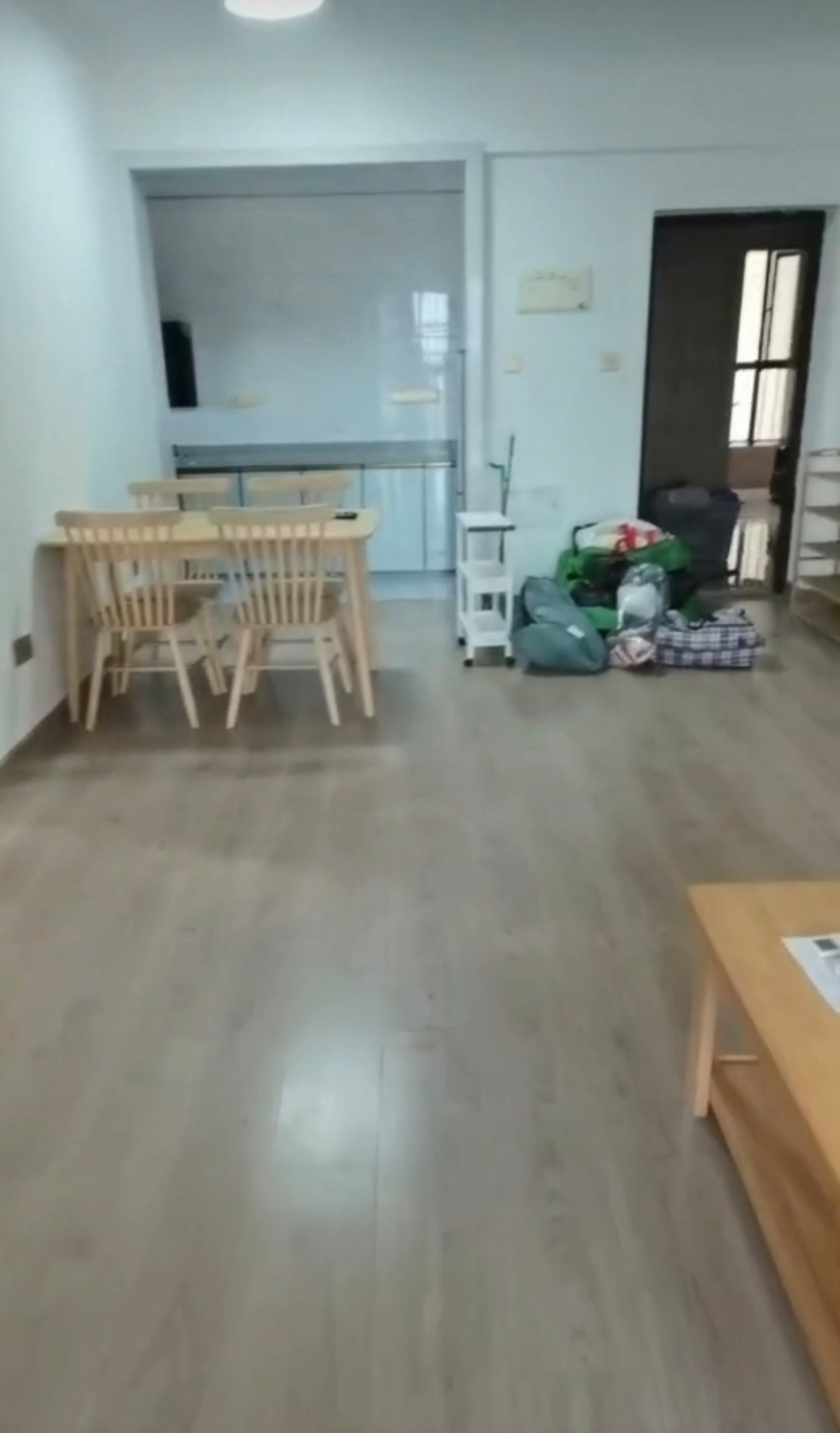 现代美居（喜盈门）  2室2厅1卫    2800.0元/月室内图