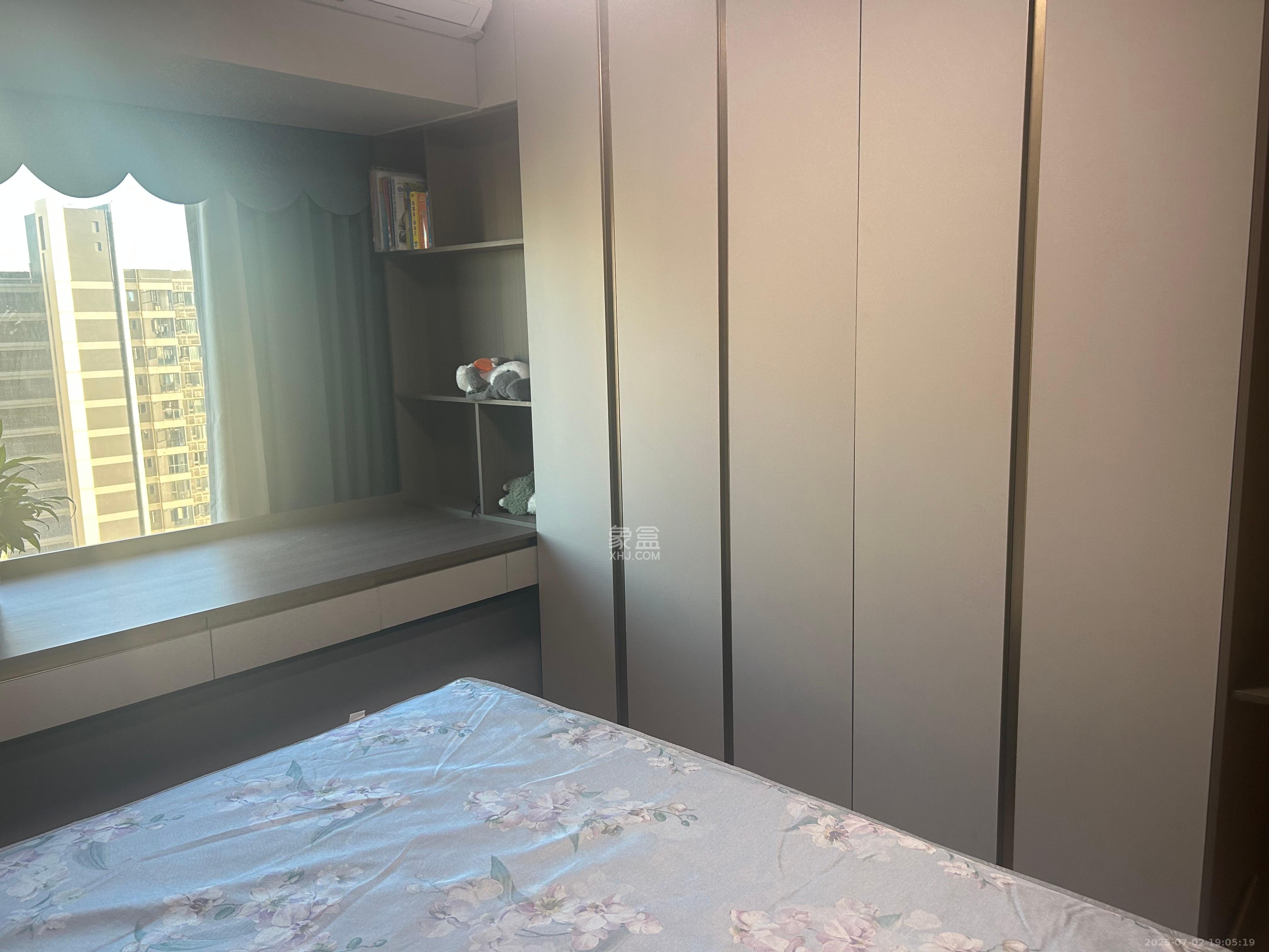 时代梅溪领峰  3室2厅2卫   3500.00元/月室内图