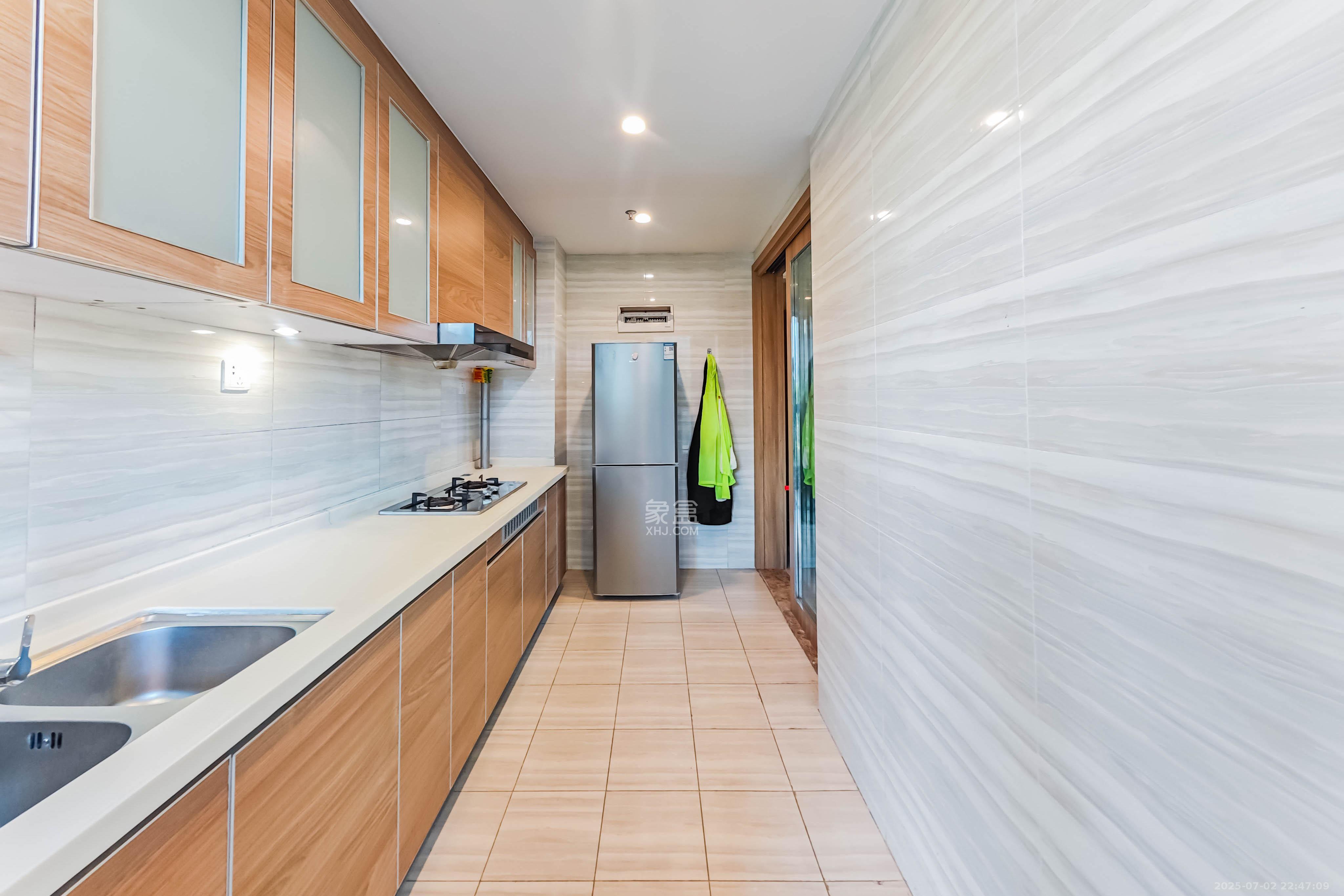 恒大国际广场 2室2厅1卫 72.5万 恒大国际广场 2室2厅1卫 72.5万厨房