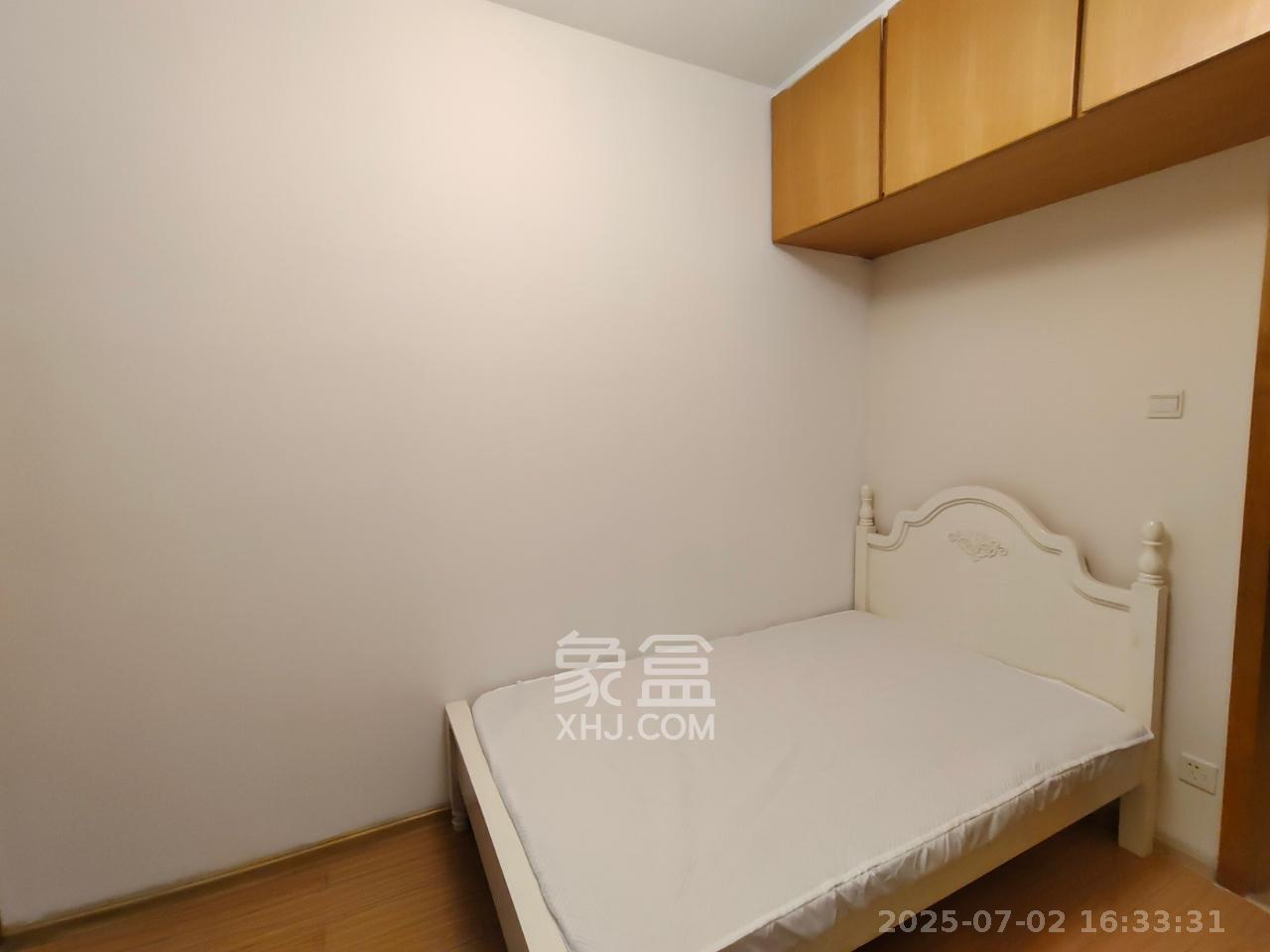 西岸润泽府 3室2厅2卫 3000.0元/月 西岸润泽府 3室2厅2卫 3000.0元/月室内图