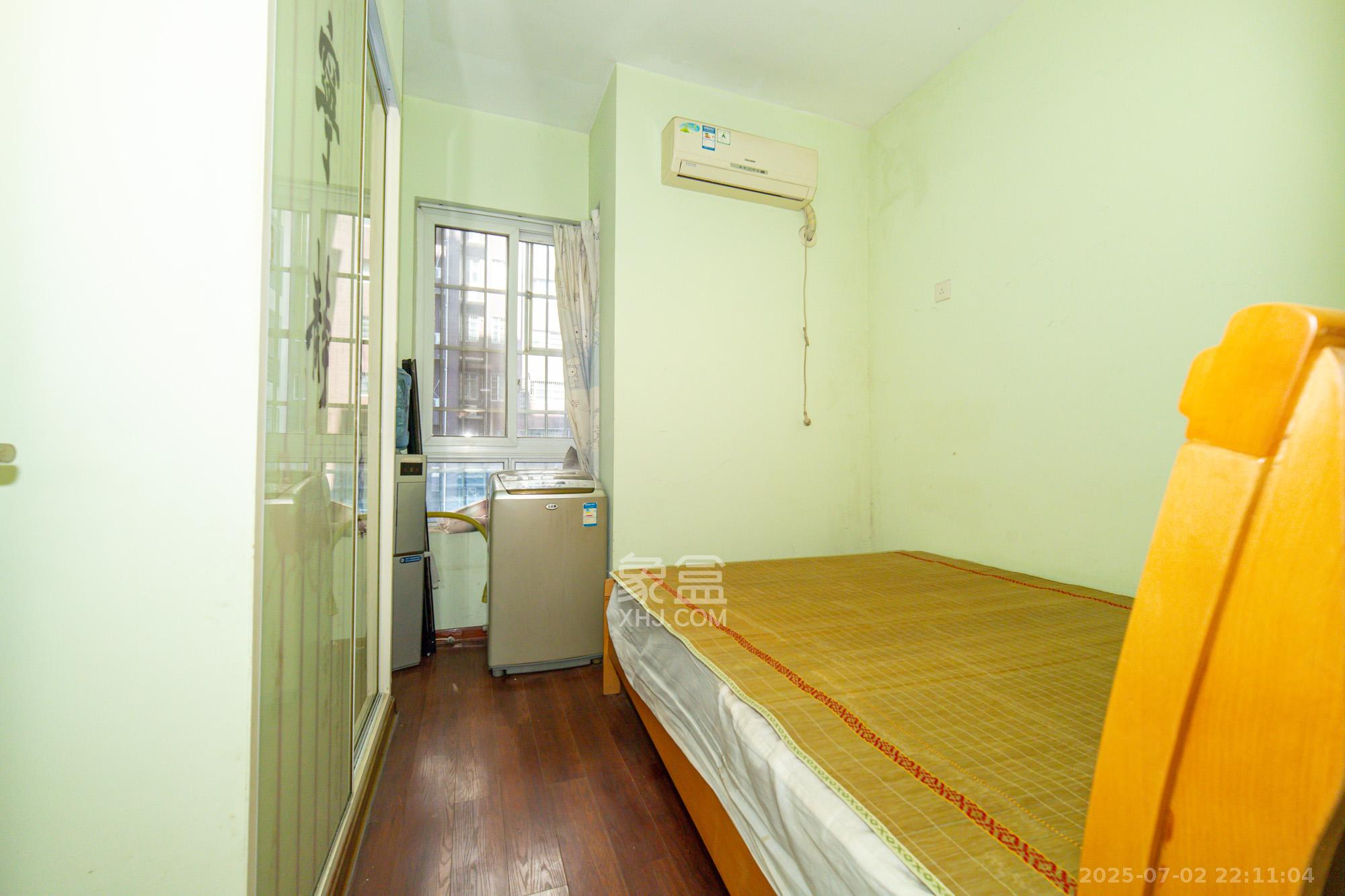 楚天馨苑 1室0厅0卫 68.8万 楚天馨苑 1室0厅0卫 68.8万卧室