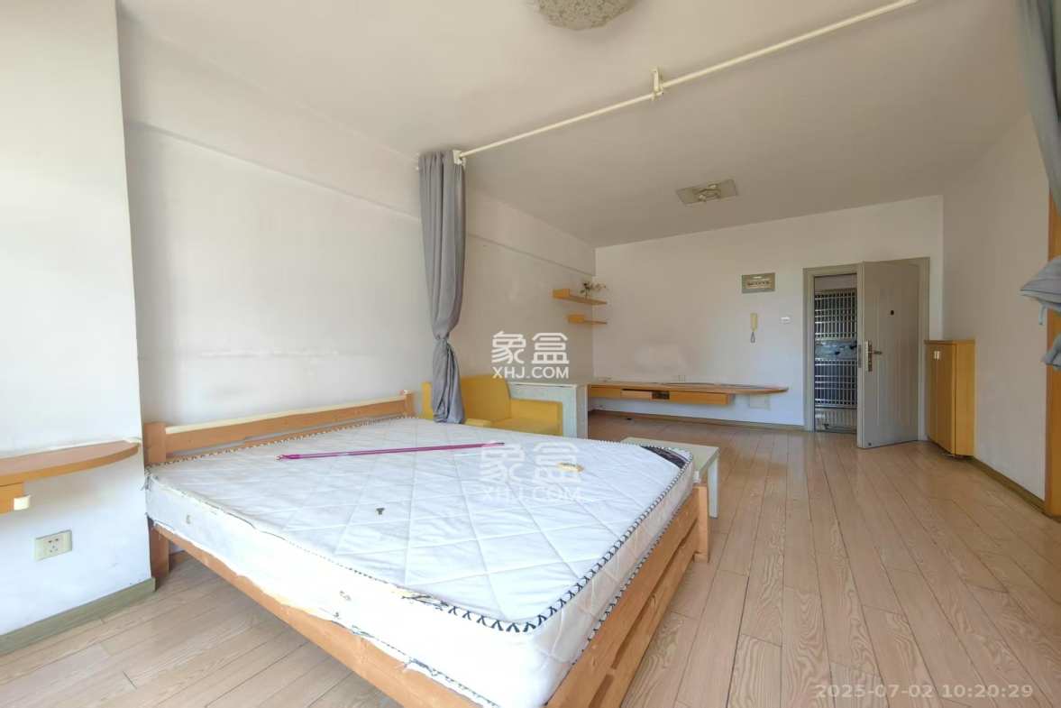 金碧文华  1室1厅1卫    1450.0元/月 金碧文华  1室1厅1卫    1450.0元/月室内图