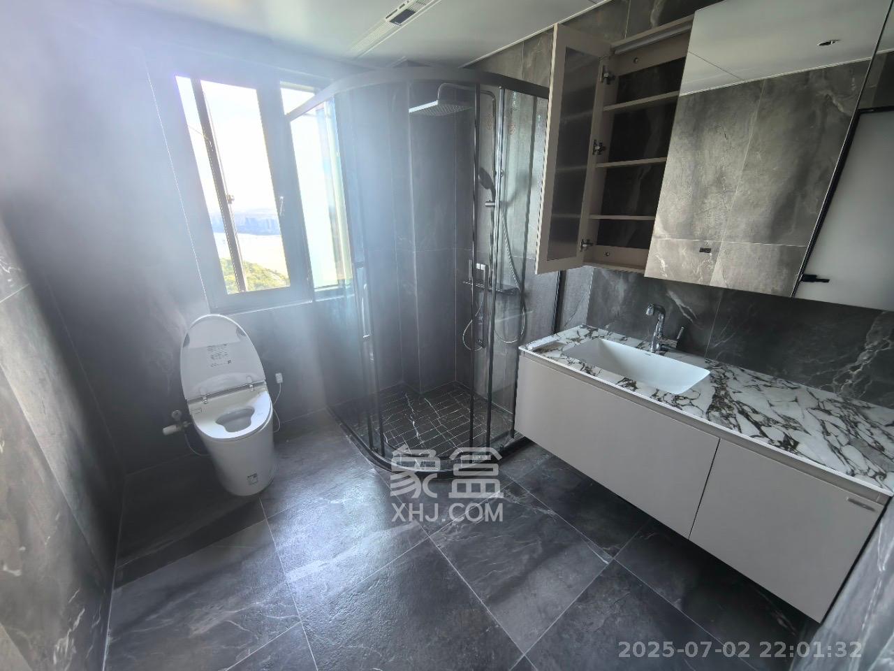 中建江山壹号 4室2厅3卫 26000.0元/月 中建江山壹号 4室2厅3卫 26000.0元/月室内图