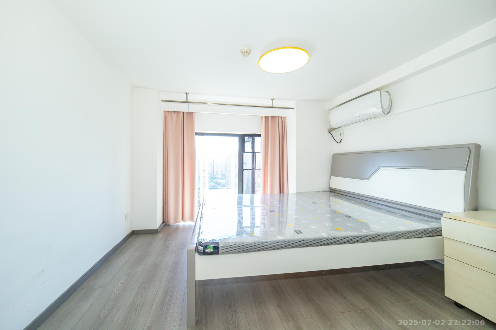 新城悦隽公园  2室1厅1卫    29.8万 新城悦隽公园  2室1厅1卫    29.8万卧室