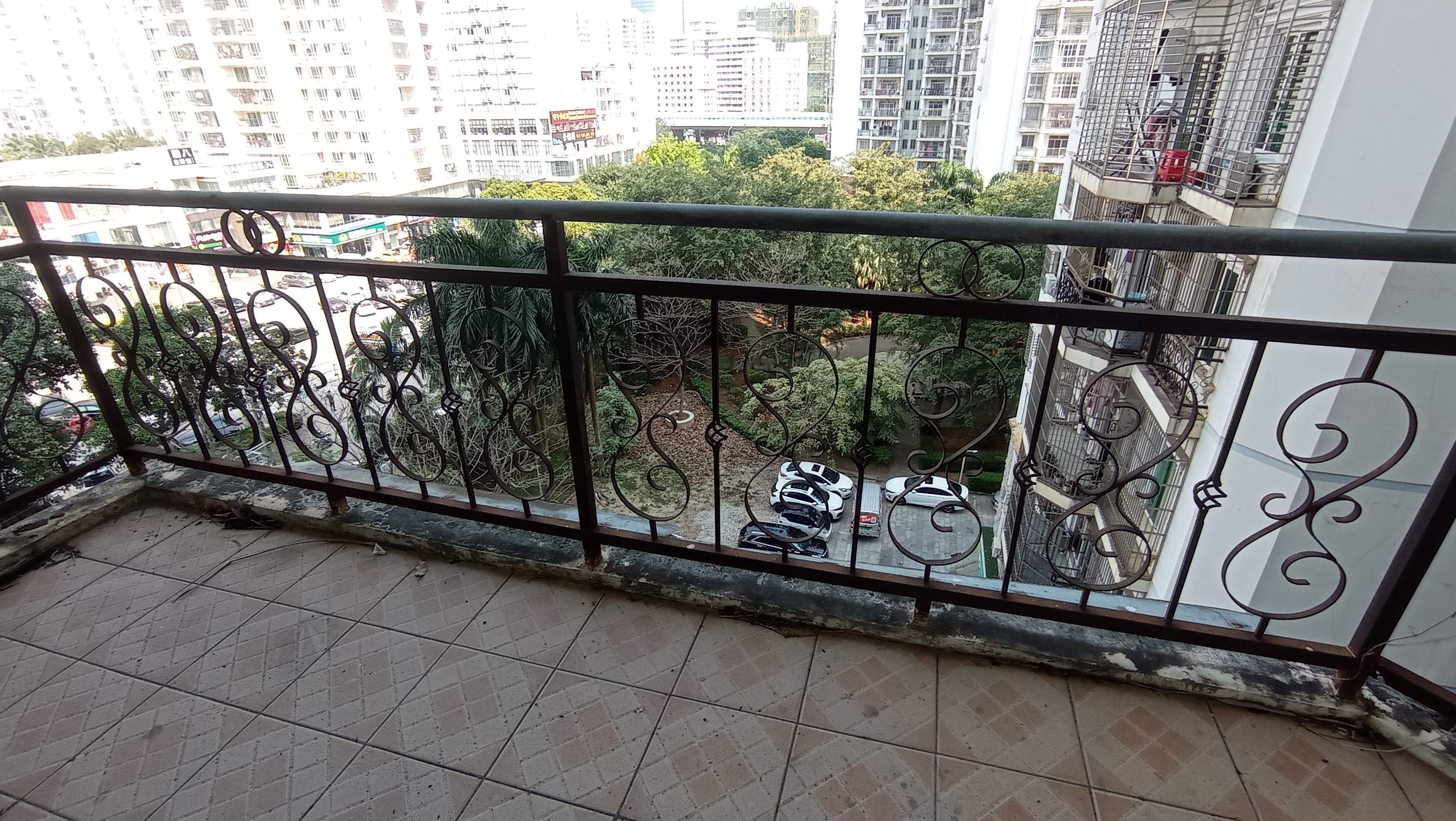 金华苑 3室2厅2卫 2200.0元/月 金华苑 3室2厅2卫 2200.0元/月室内图