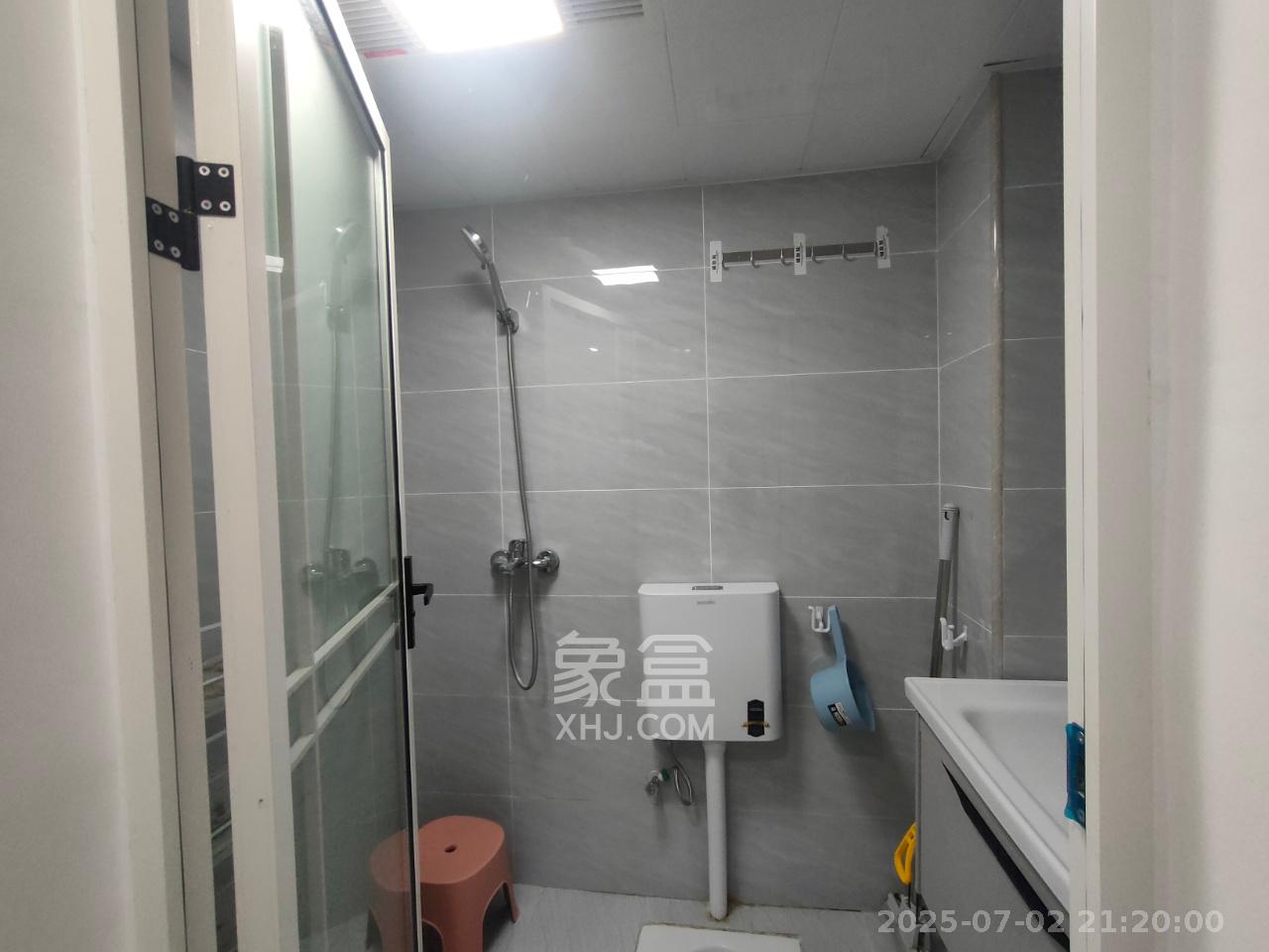 卓越浅水湾  1室1厅1卫   1500.00元/月室内图