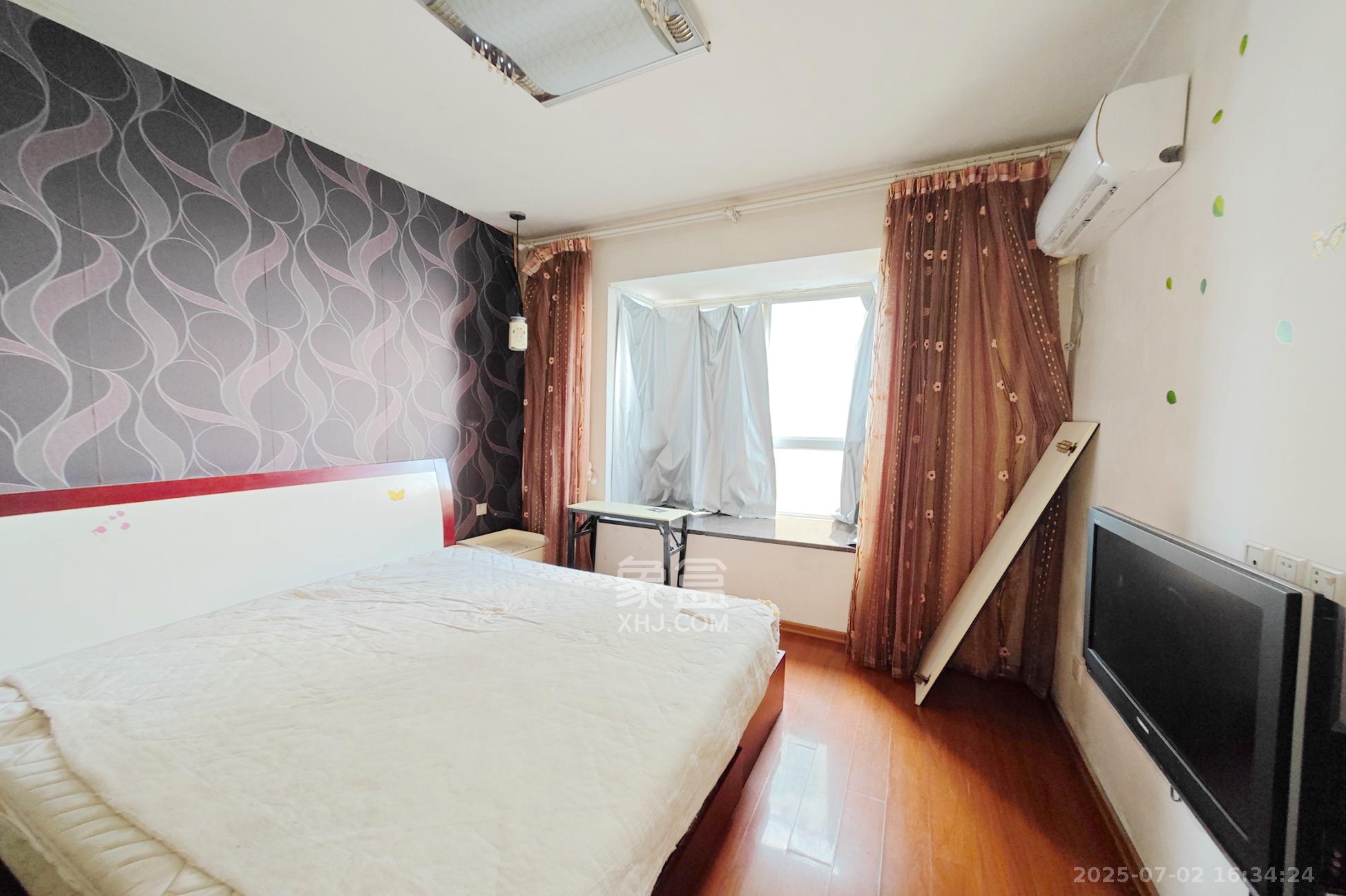 东方新世界 2室2厅1卫 2300.0元/月 东方新世界 2室2厅1卫 2300.0元/月室内图