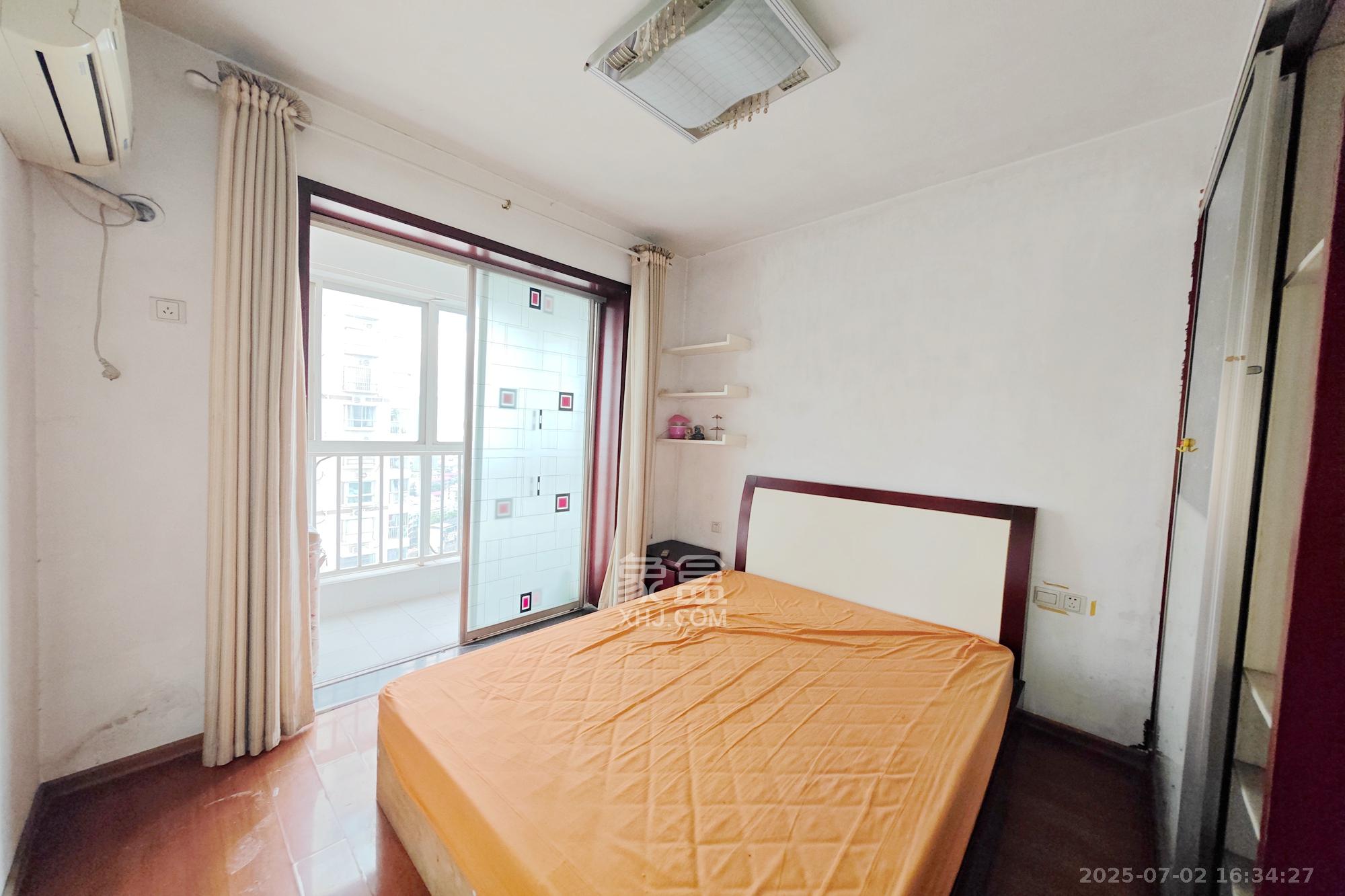 东方新世界 2室2厅1卫 2300.0元/月 东方新世界 2室2厅1卫 2300.0元/月室内图