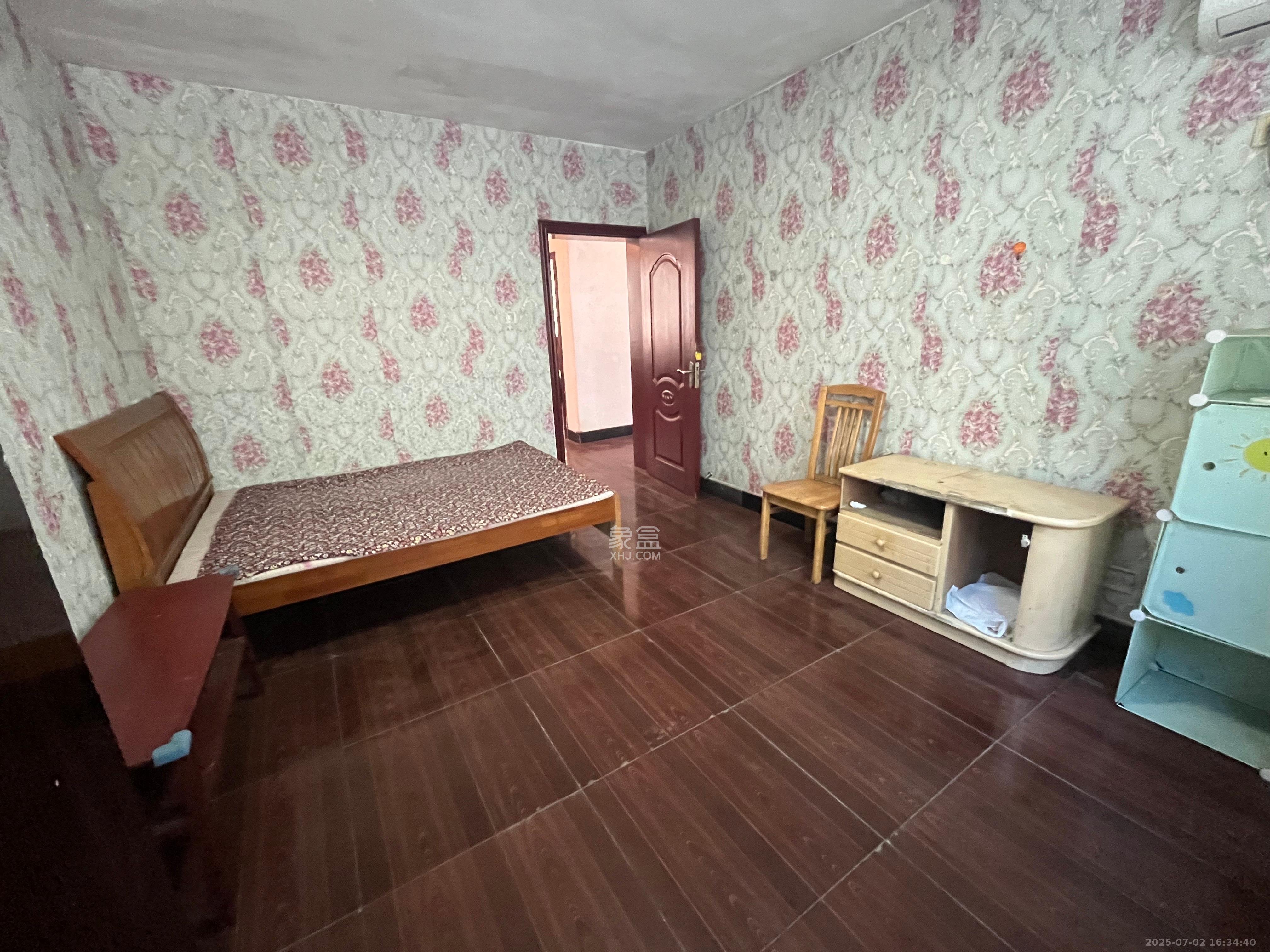 佳园星城 1室2厅1卫 1300.0元/月 佳园星城 1室2厅1卫 1300.0元/月室内图