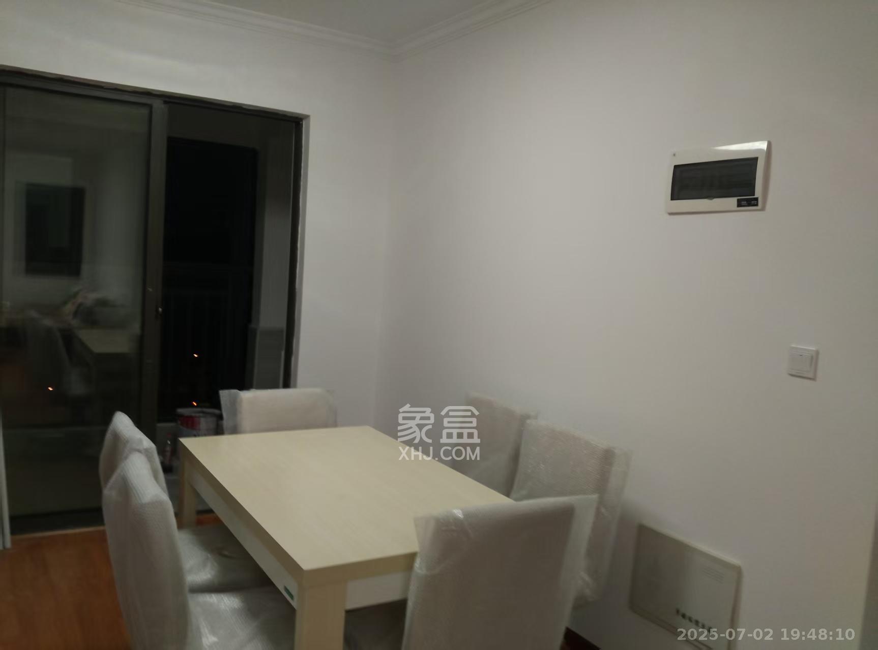 旭辉御府  3室2厅1卫   2700.00元/月室内图