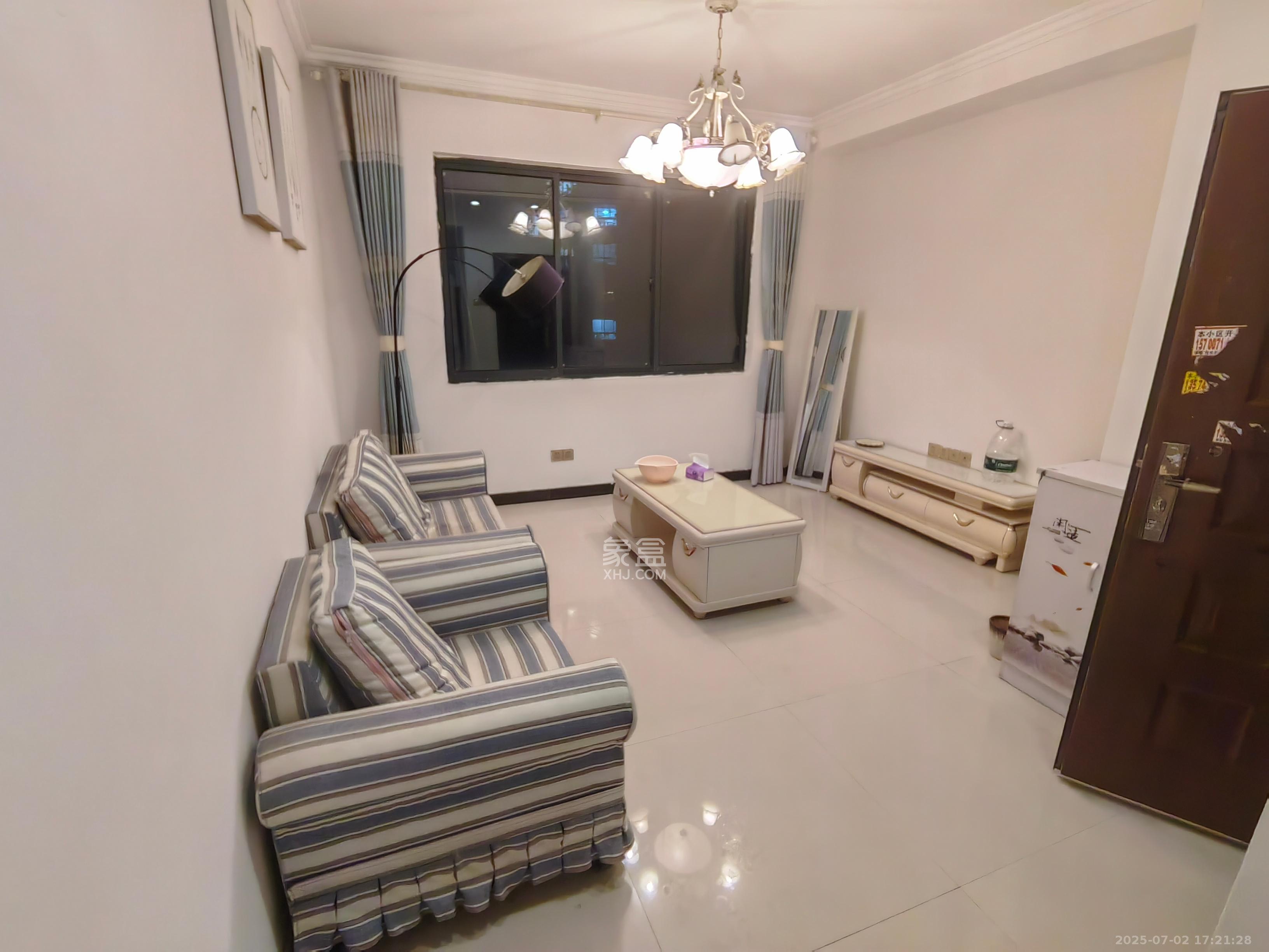 世纪桃花苑 3室2厅1卫 2000.0元/月 世纪桃花苑 3室2厅1卫 2000.0元/月室内图