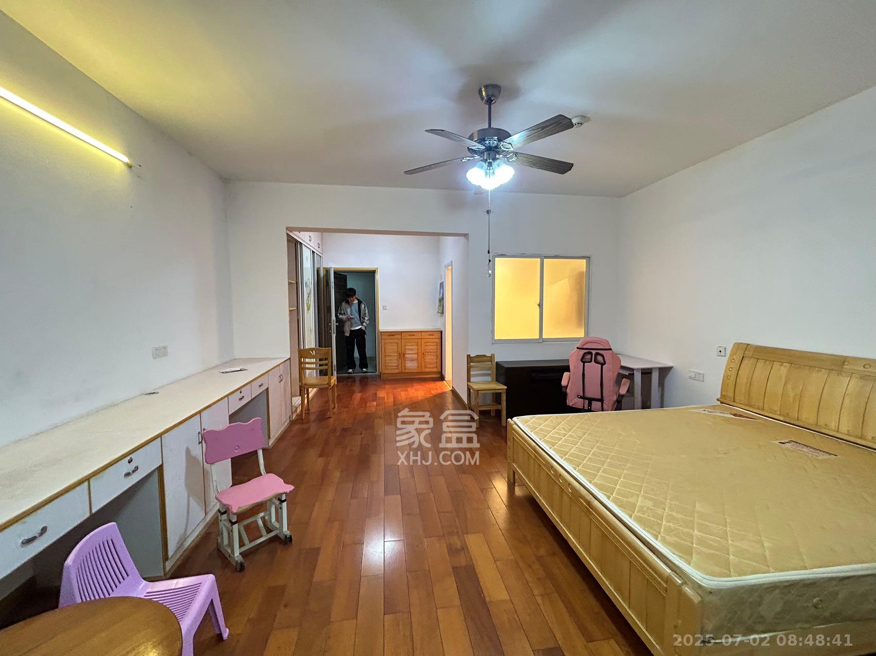 怡海星城 1室1厅1卫 900.0元/月 怡海星城 1室1厅1卫 900.0元/月室内图