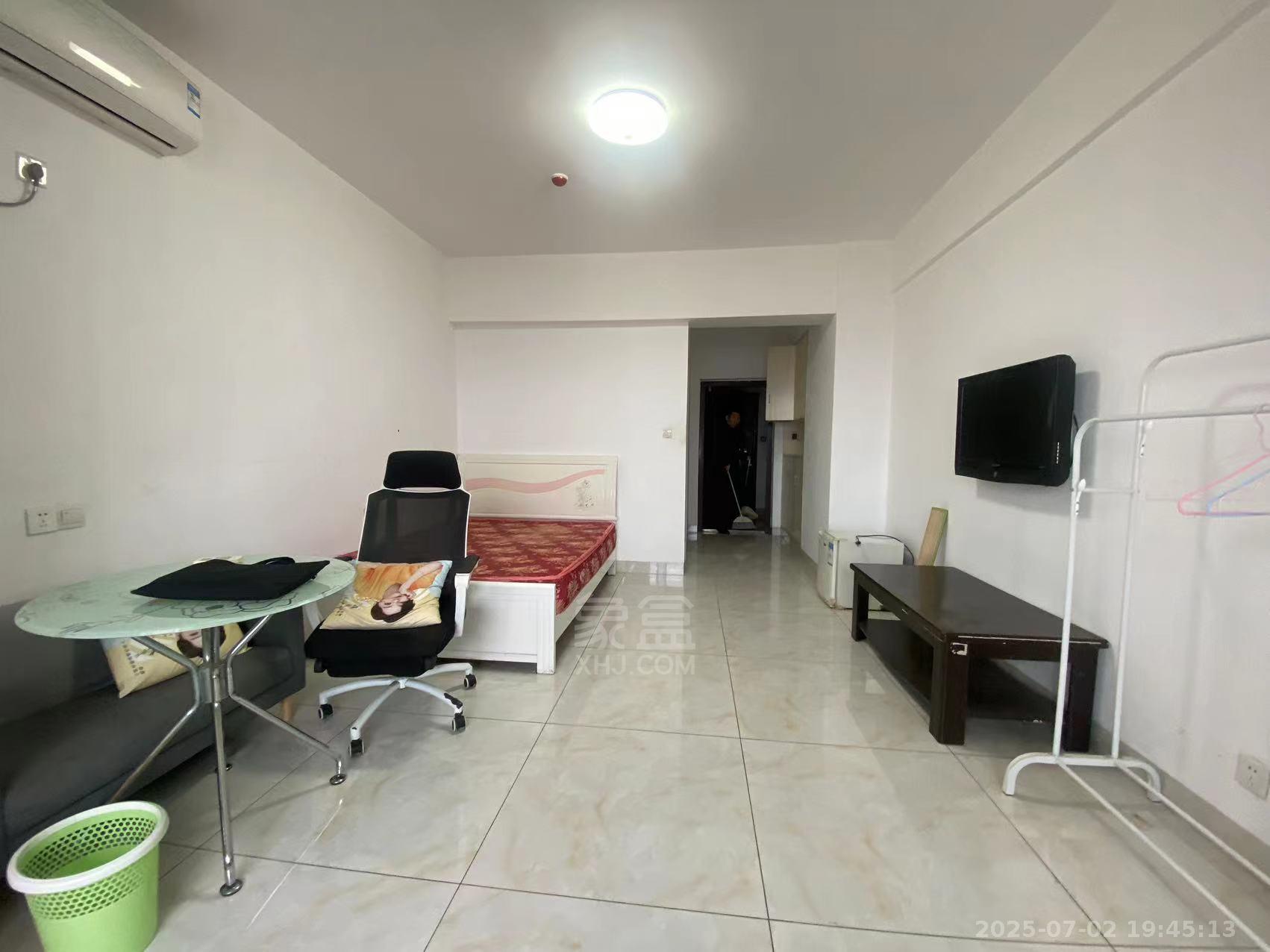 龙腾国际 1室1厅1卫 1000.0元/月 龙腾国际 1室1厅1卫 1000.0元/月室内图