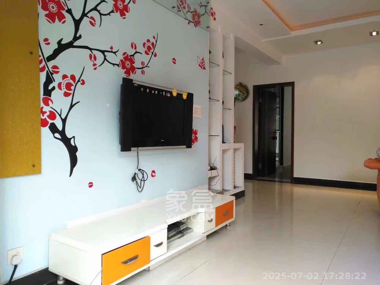 芙蓉苑  3室2厅1卫    2600.0元/月 芙蓉苑  3室2厅1卫    2600.0元/月室内图1