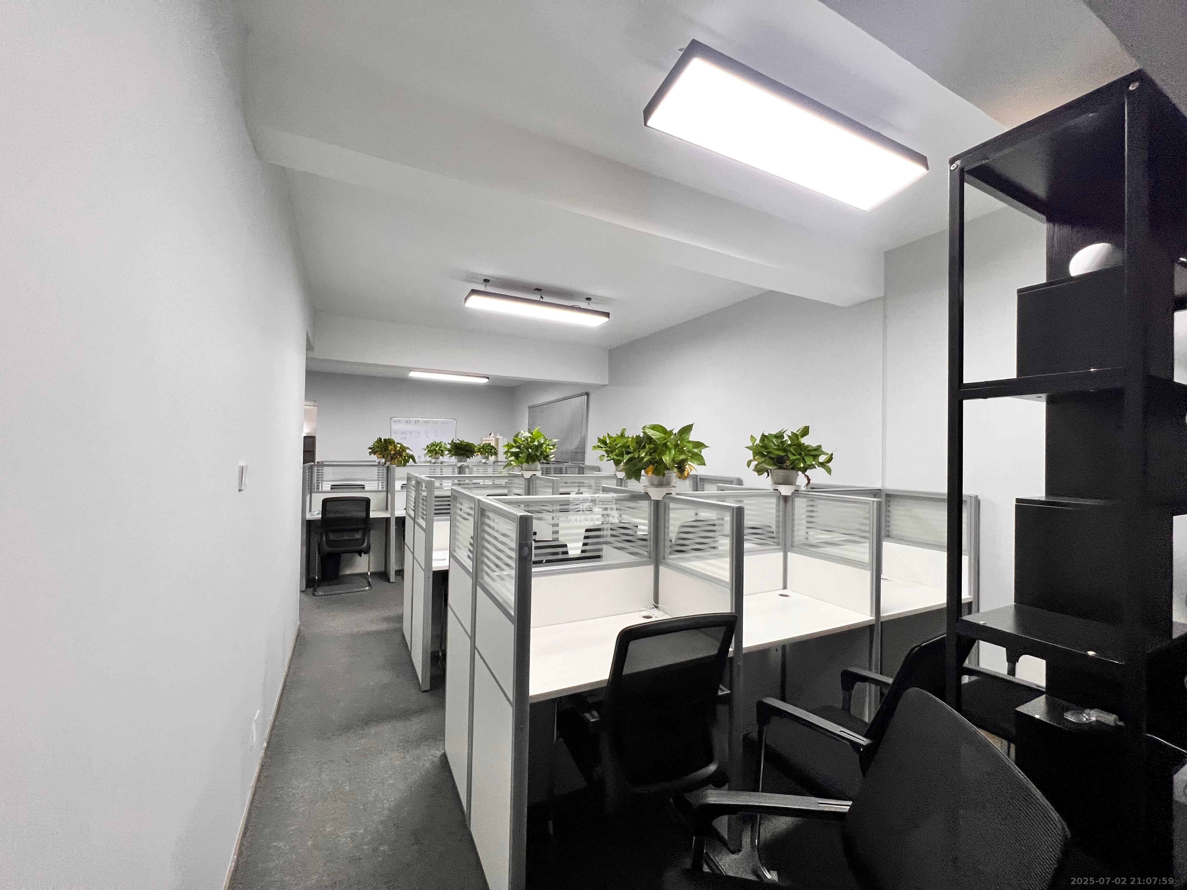 上河国际B座 2室1厅1卫 2300.0元/月 上河国际B座 2室1厅1卫 2300.0元/月室内图