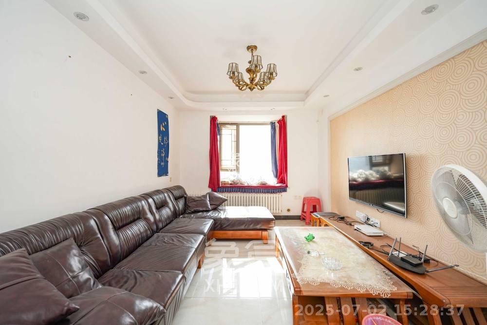 怡海星城 2室2厅1卫 1500.0元/月 怡海星城 2室2厅1卫 1500.0元/月室内图