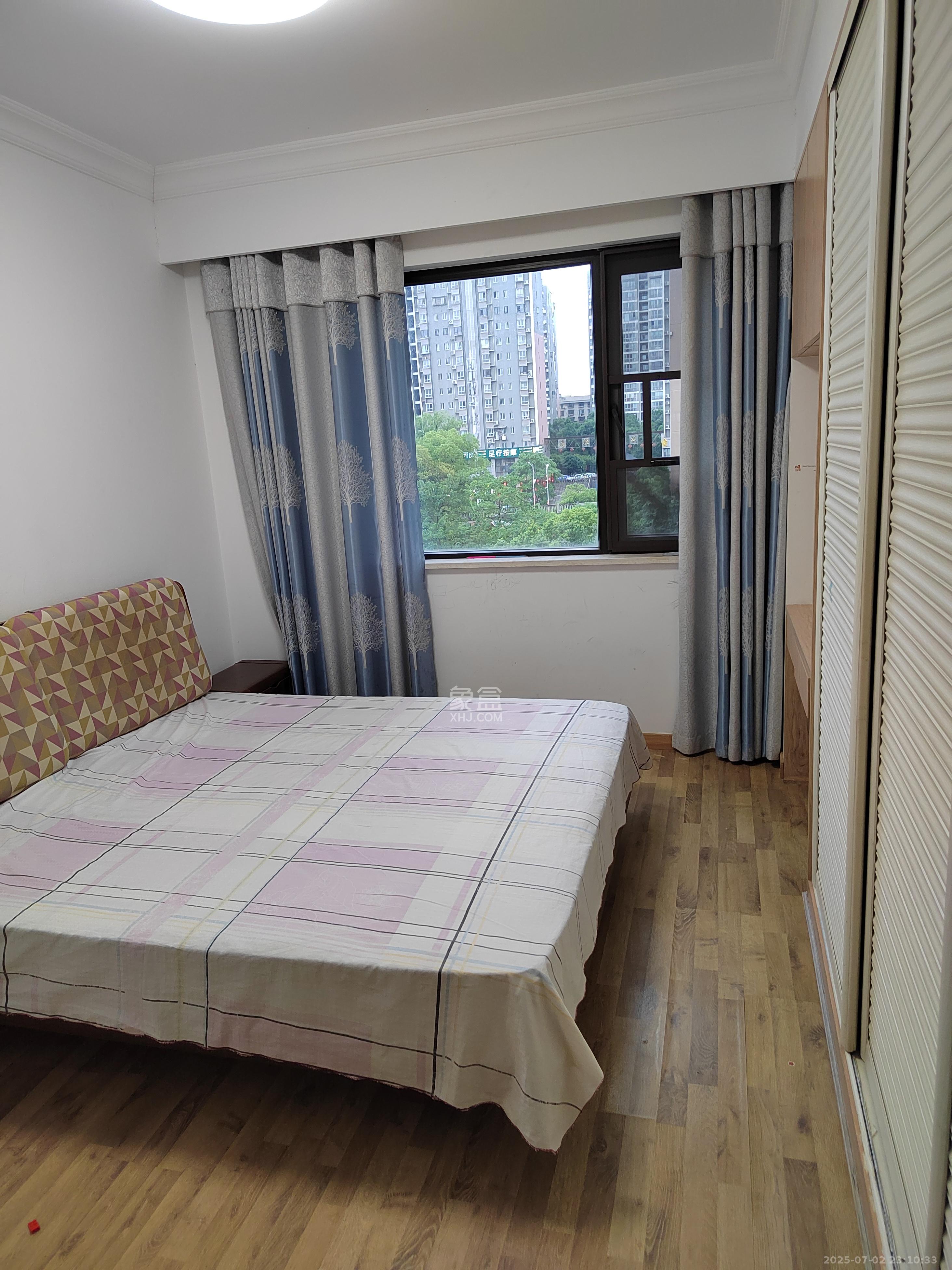 旭辉香樟公馆  4室2厅2卫    3000.0元/月 旭辉香樟公馆  4室2厅2卫    3000.0元/月室内图