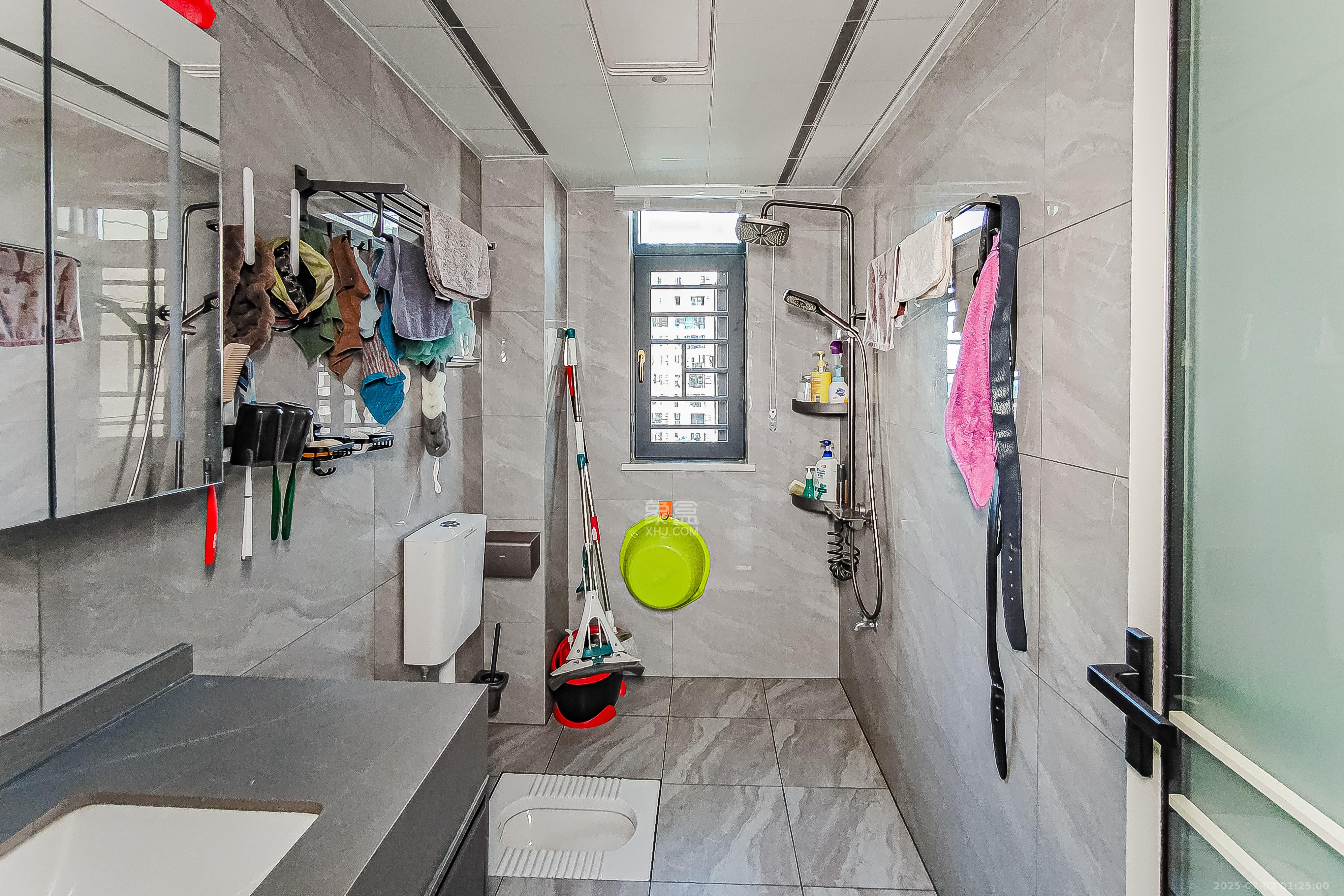 旭辉美的东樾城 4室2厅2卫 139.8万 旭辉美的东樾城 4室2厅2卫 139.8万卫生间