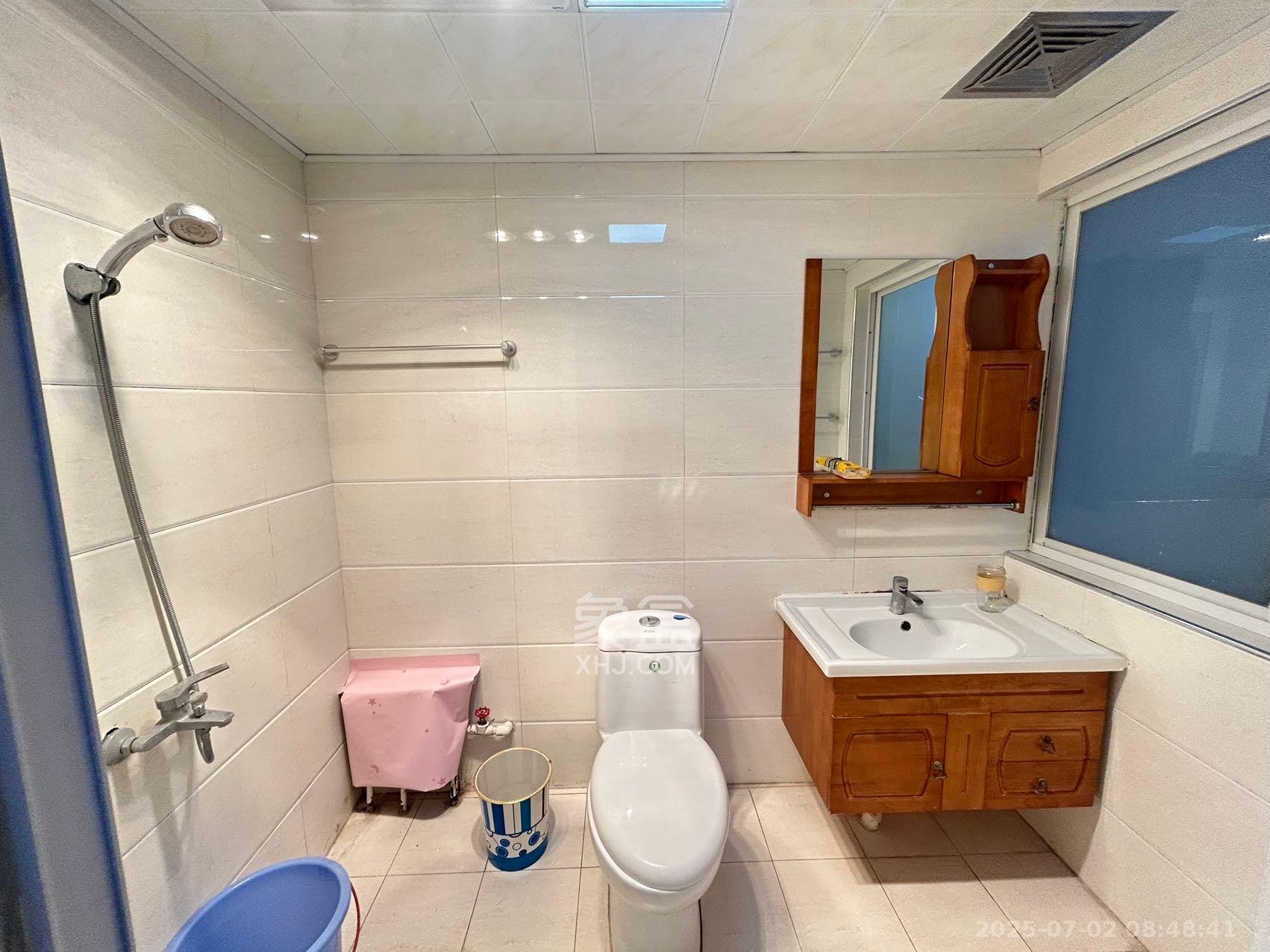 怡海星城 1室1厅1卫 900.0元/月 怡海星城 1室1厅1卫 900.0元/月室内图