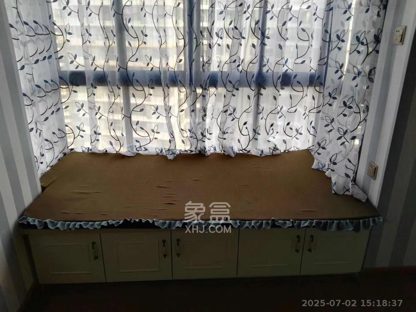 恒基凯旋门一二期 1室1厅1卫 1400.0元/月 恒基凯旋门一二期 1室1厅1卫 1400.0元/月室内图