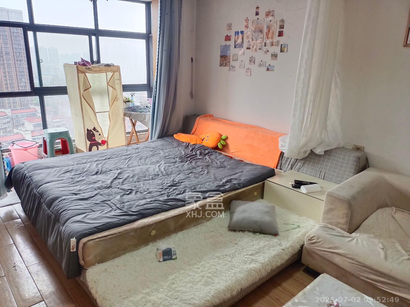 融橙上品  1室1厅1卫   1460.00元/月室内图
