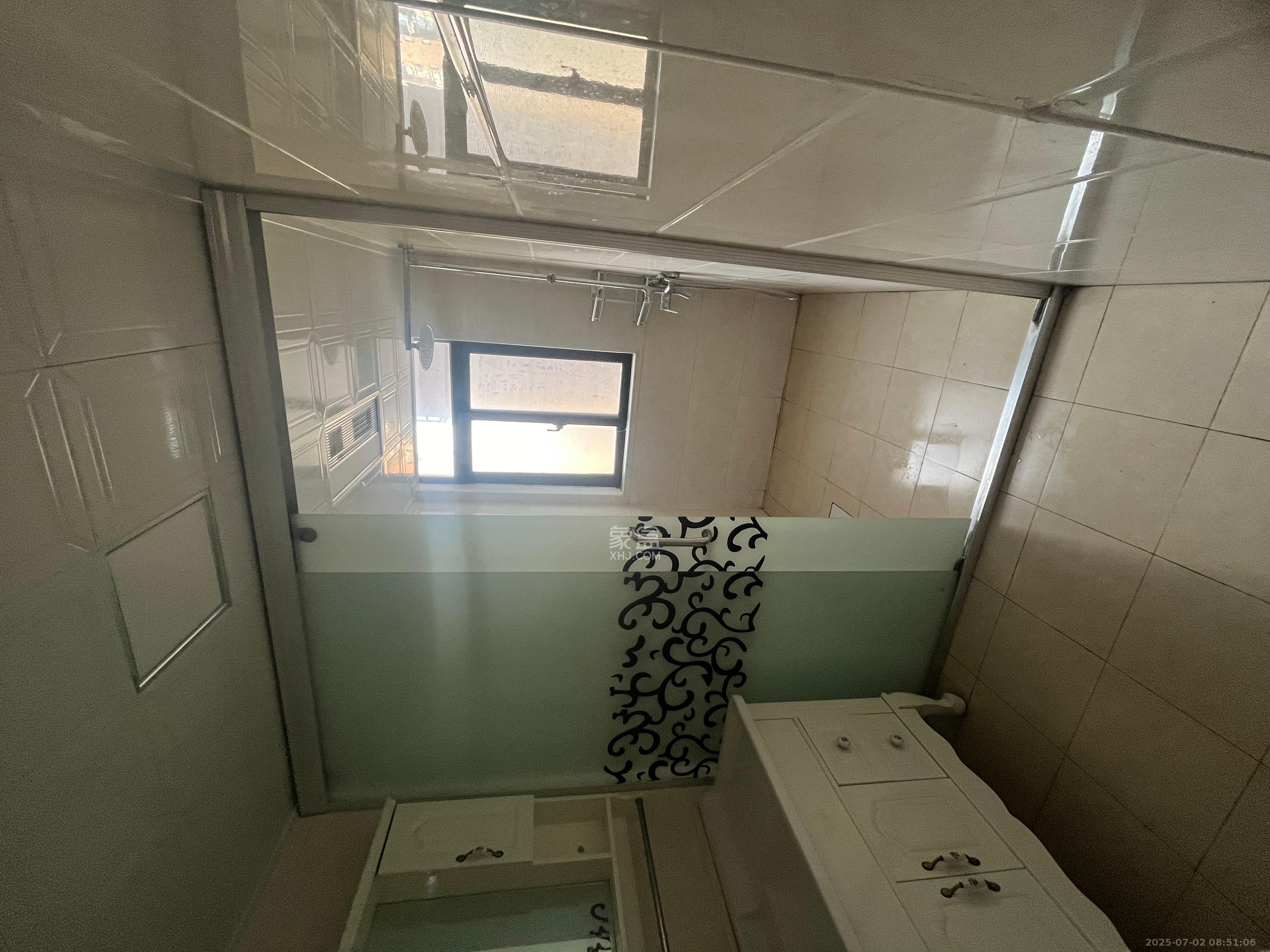 鑫远湘府华城  3室2厅1卫   2500.00元/月室内图