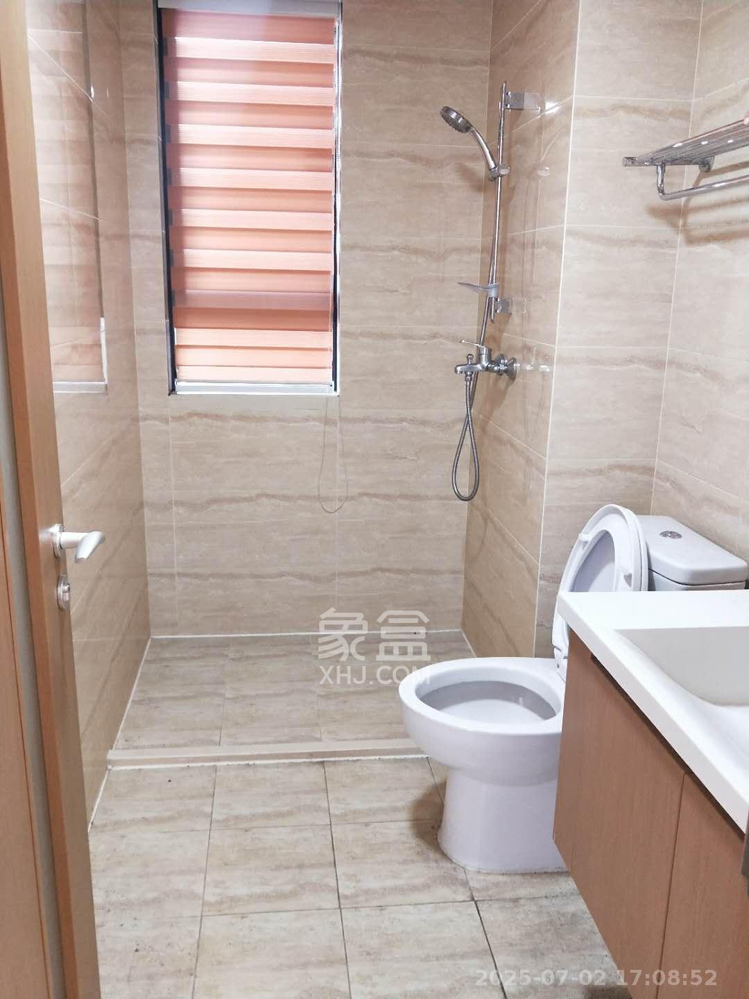 万科魅力之城  3室2厅2卫    2600.0元/月 万科魅力之城  3室2厅2卫    2600.0元/月室内图