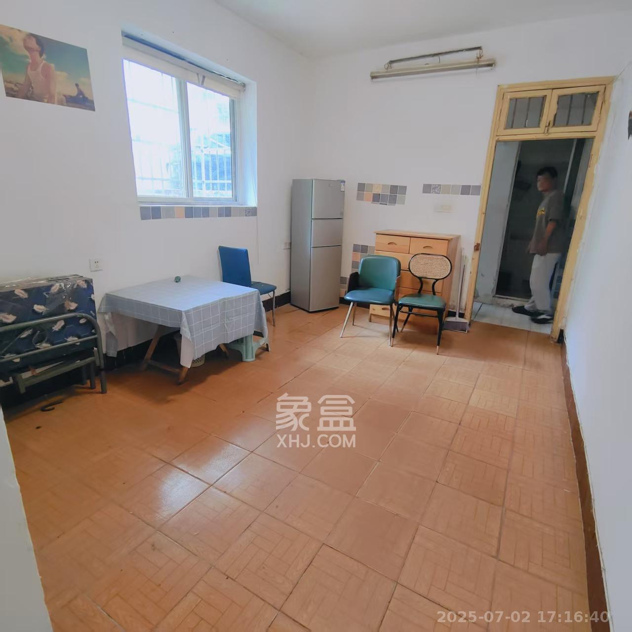 白果园散盘 1室1厅1卫 1600.0元/月 白果园散盘 1室1厅1卫 1600.0元/月室内图