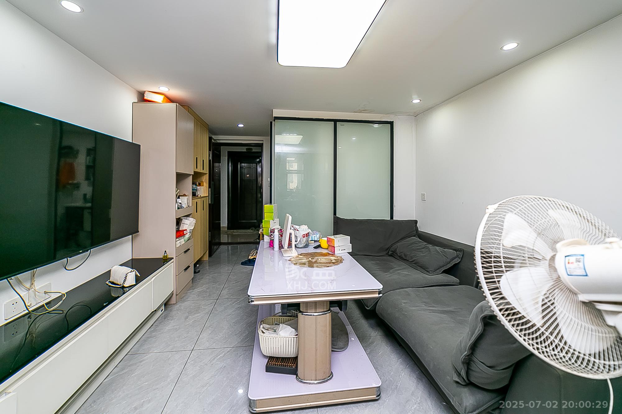 天鸿天府（天鸿中央大院）  2室1厅1卫    29.9万客厅