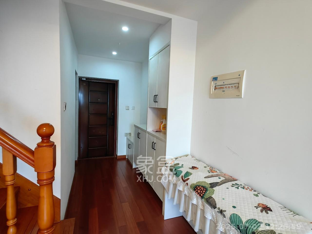 宏聚地中海  2室1厅1卫    1600.0元/月 宏聚地中海  2室1厅1卫    1600.0元/月室内图1