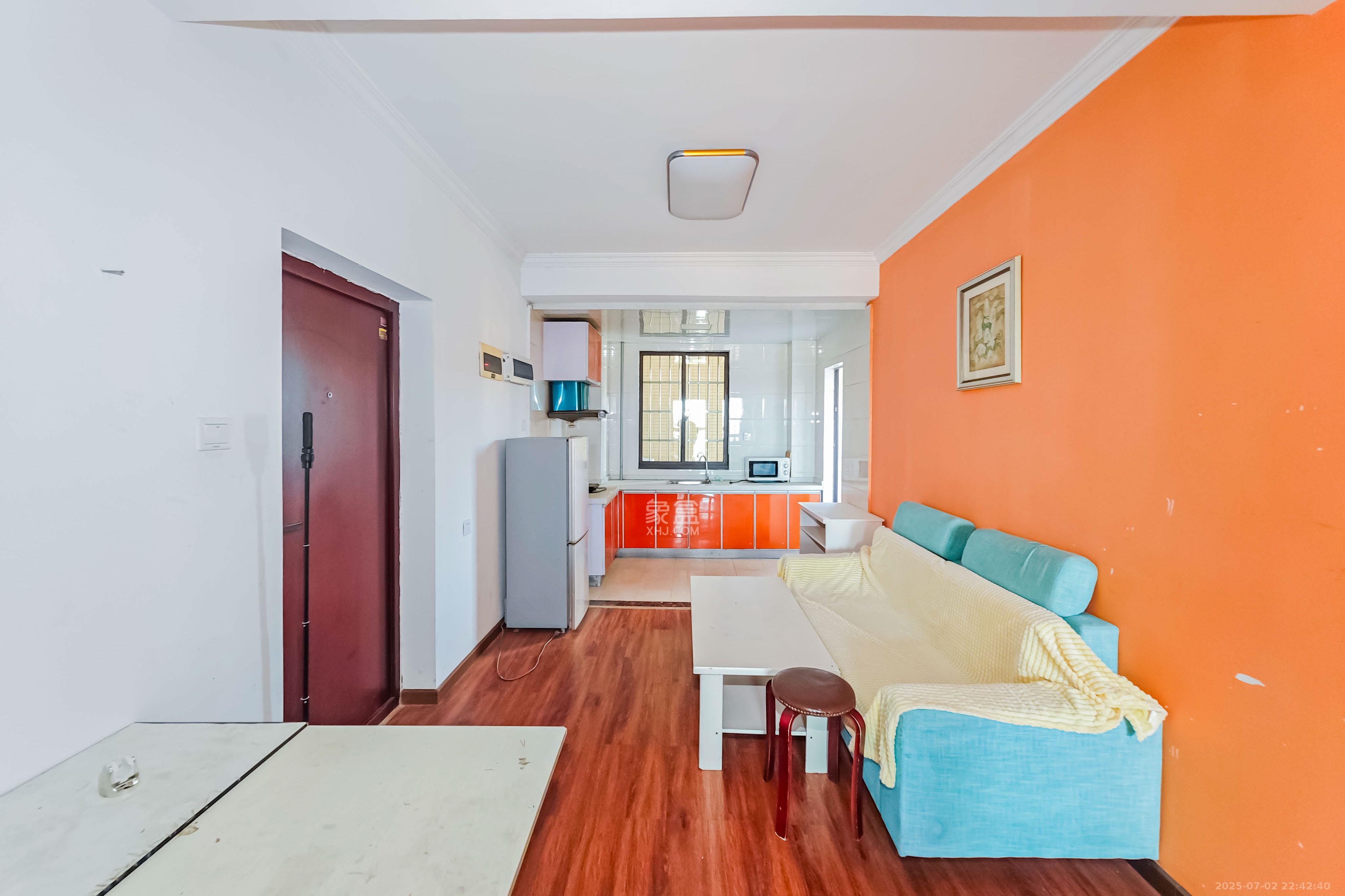 乐尚城 3室2厅2卫 96.0万 乐尚城 3室2厅2卫 96.0万客厅