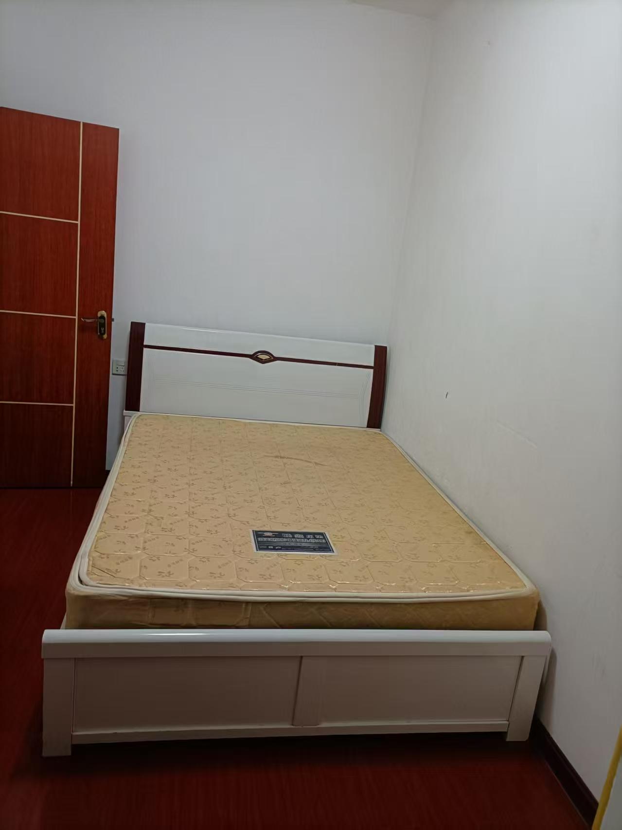 学府名苑 3室2厅1卫 1000.0元/月 学府名苑 3室2厅1卫 1000.0元/月室内图