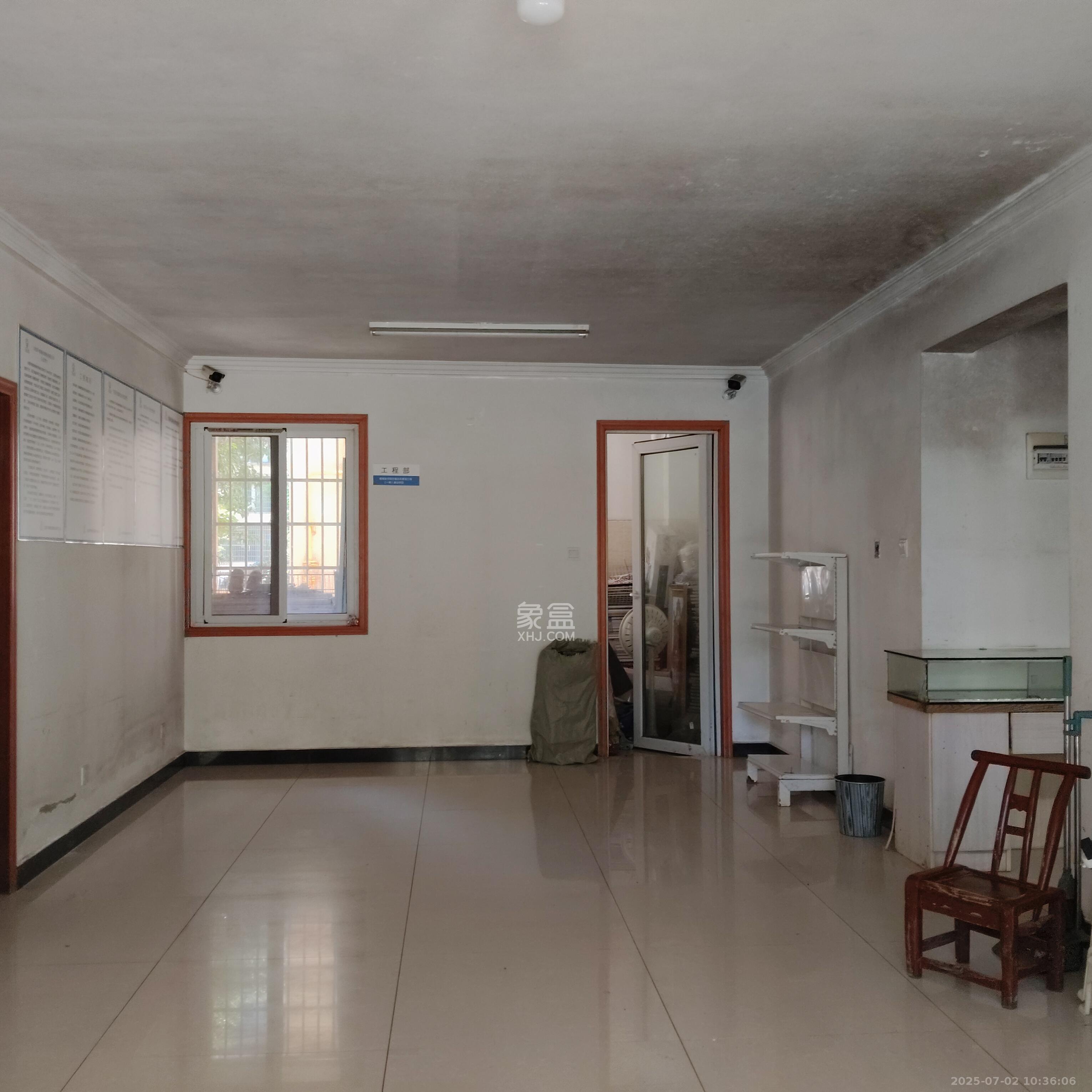 和康园小区  3室2厅2卫    2200.0元/月 和康园小区  3室2厅2卫    2200.0元/月室内图