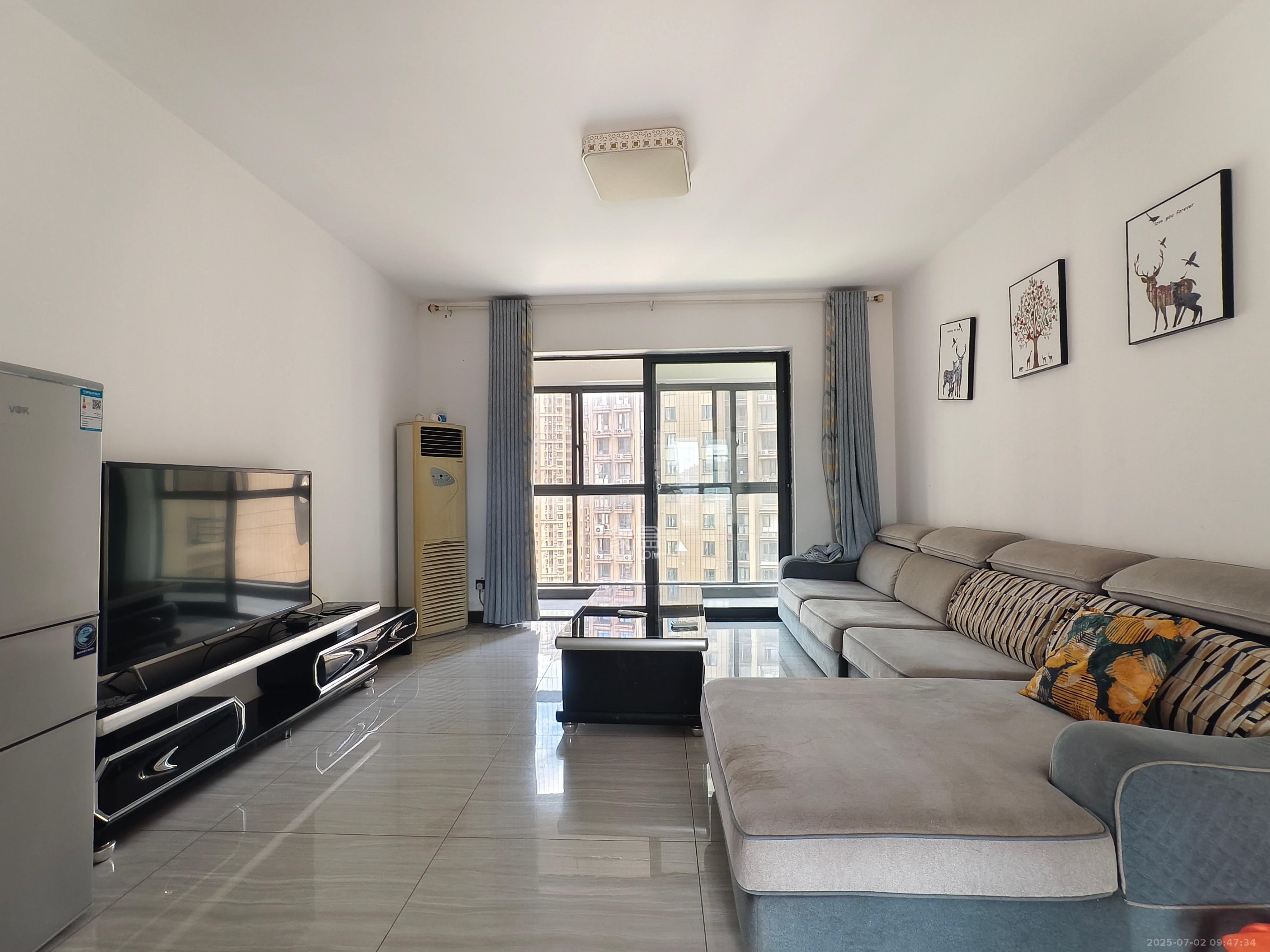 邦盛水岸御园 4室2厅2卫 2200.0元/月 邦盛水岸御园 4室2厅2卫 2200.0元/月室内图