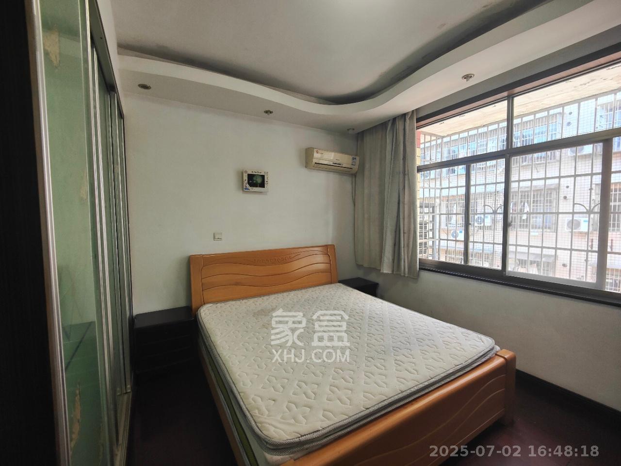 星沙一区  3室2厅2卫    1500.0元/月 星沙一区  3室2厅2卫    1500.0元/月室内图