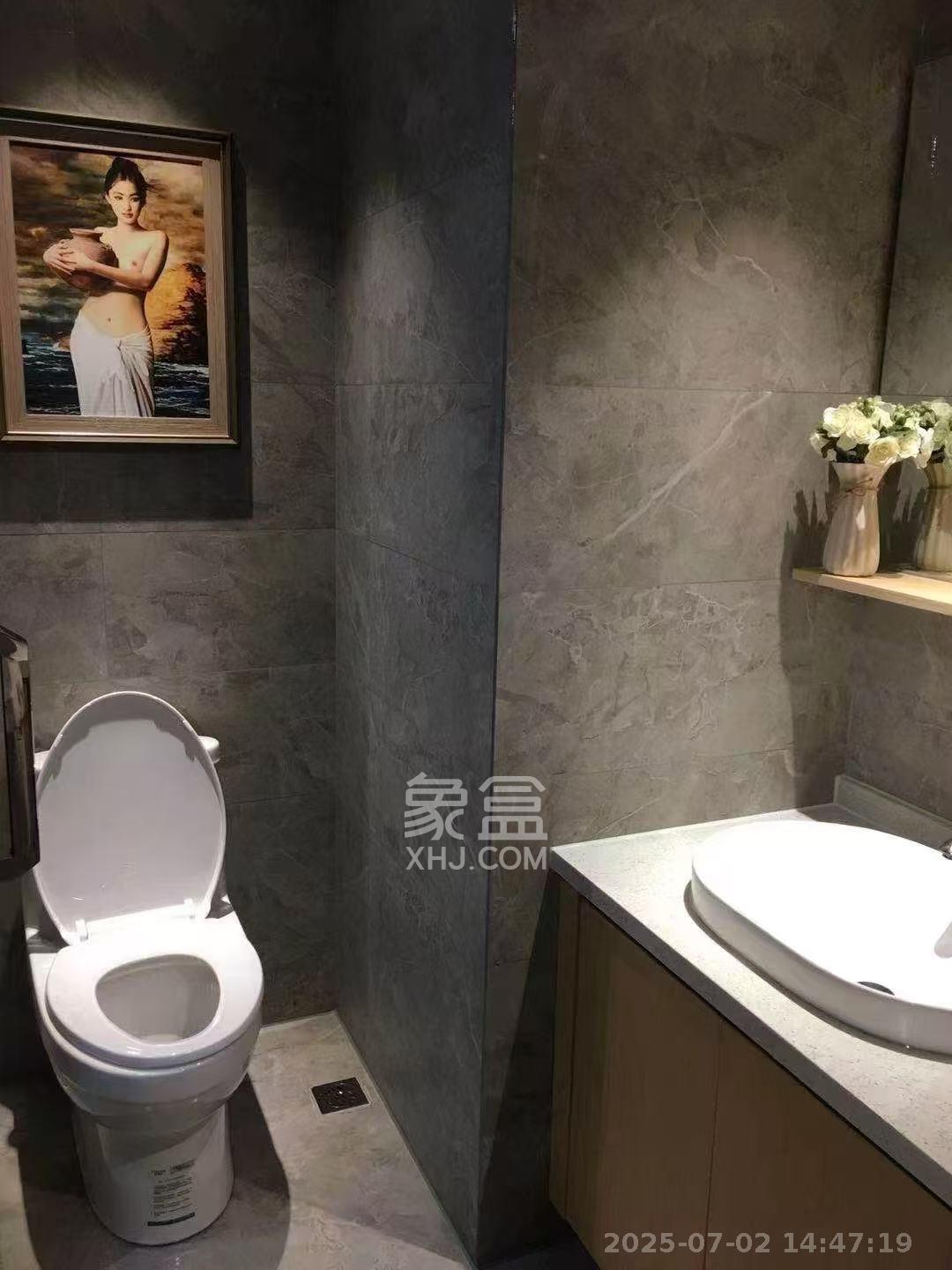 紫鑫御湖湾  1室1厅1卫   1200.00元/月室内图