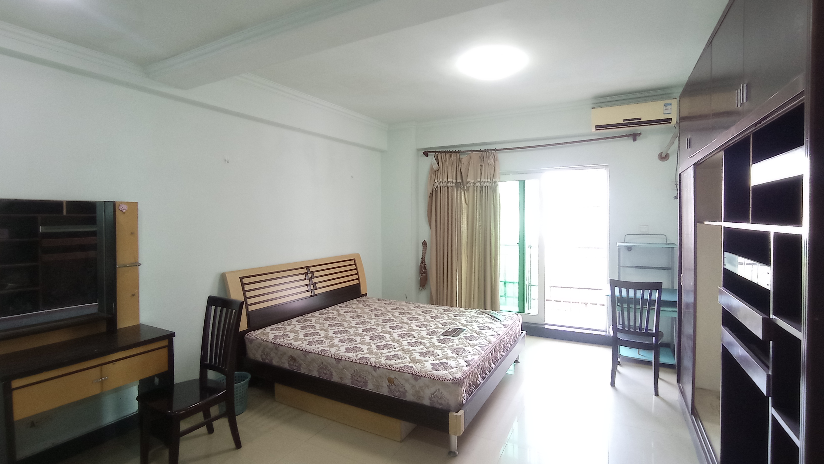 金华苑 3室2厅2卫 2200.0元/月 金华苑 3室2厅2卫 2200.0元/月室内图