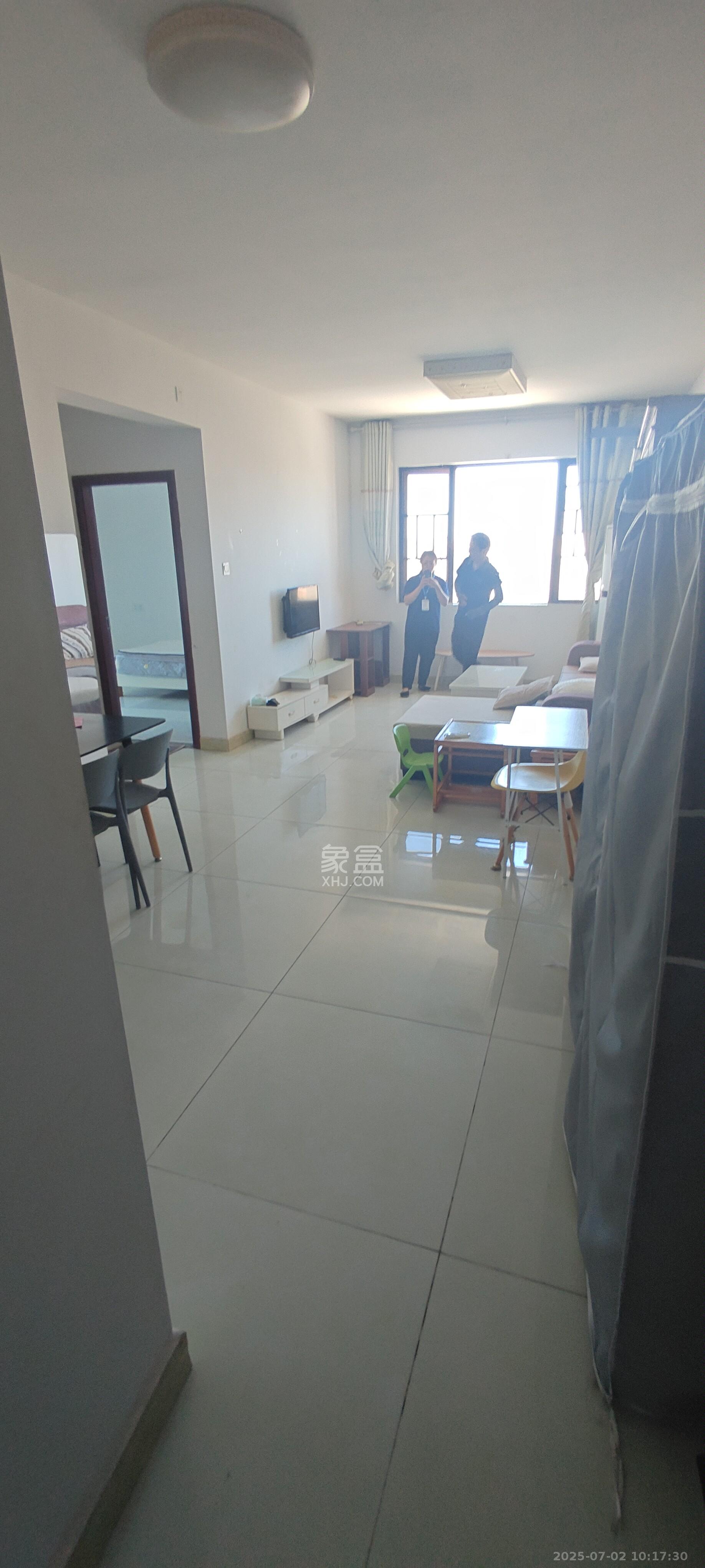 万里时代  2室1厅1卫    2000.0元/月