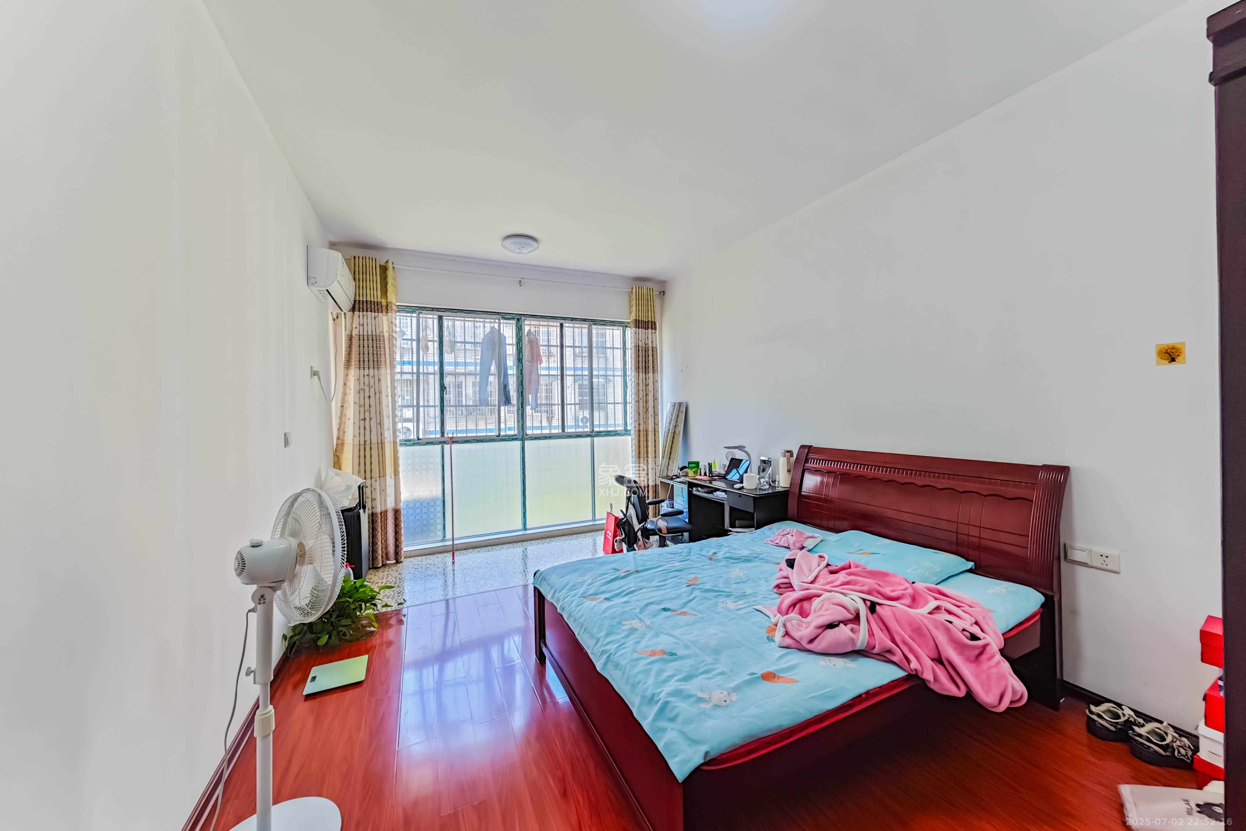 旺盛佳园 3室2厅2卫 58.0万 旺盛佳园 3室2厅2卫 58.0万卧室