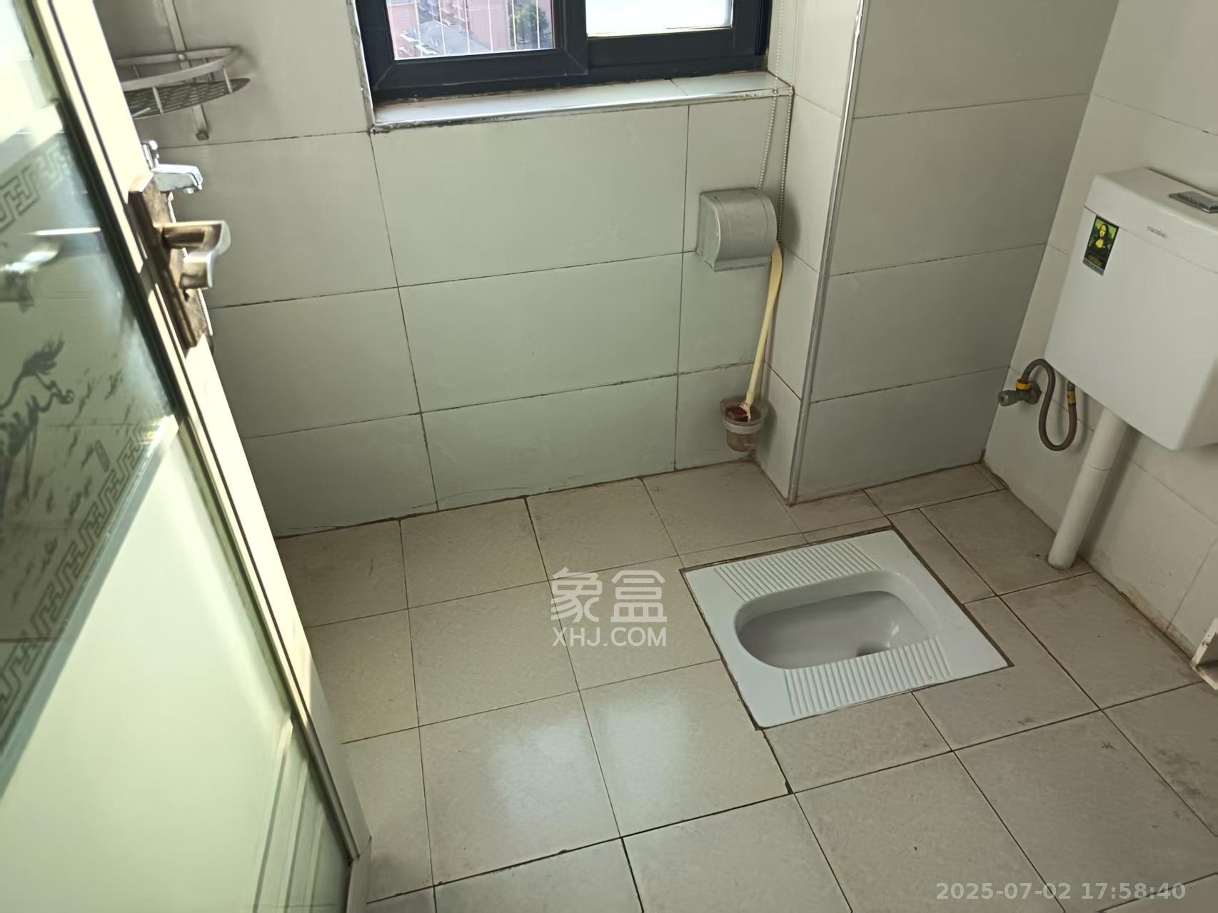 景塘家园  3室1厅1卫   2200.00元/月室内图