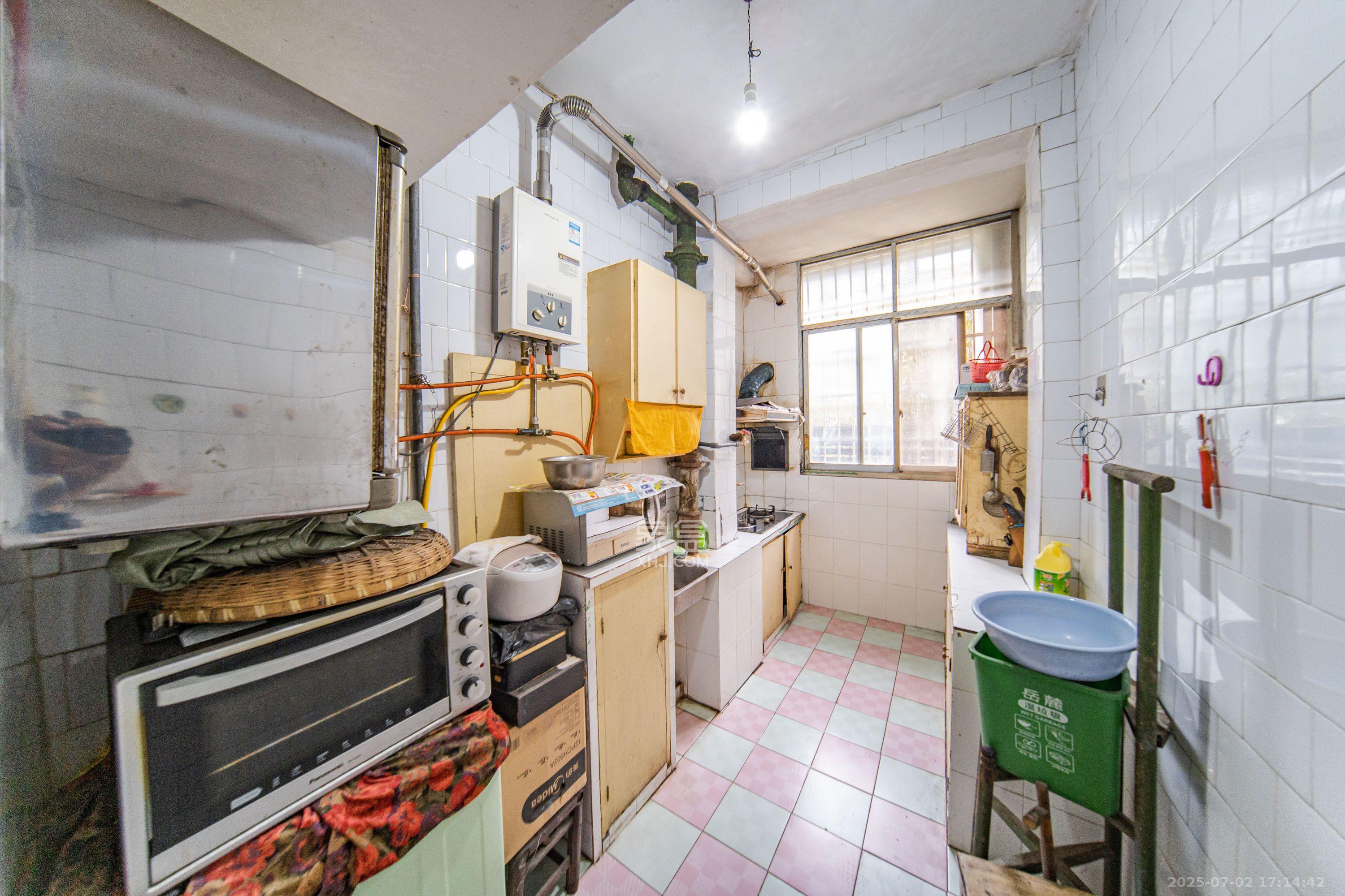 矿冶研究院(科学村社区) 3室1厅1卫 1700.0元/月 矿冶研究院(科学村社区) 3室1厅1卫 1700.0元/月室内图