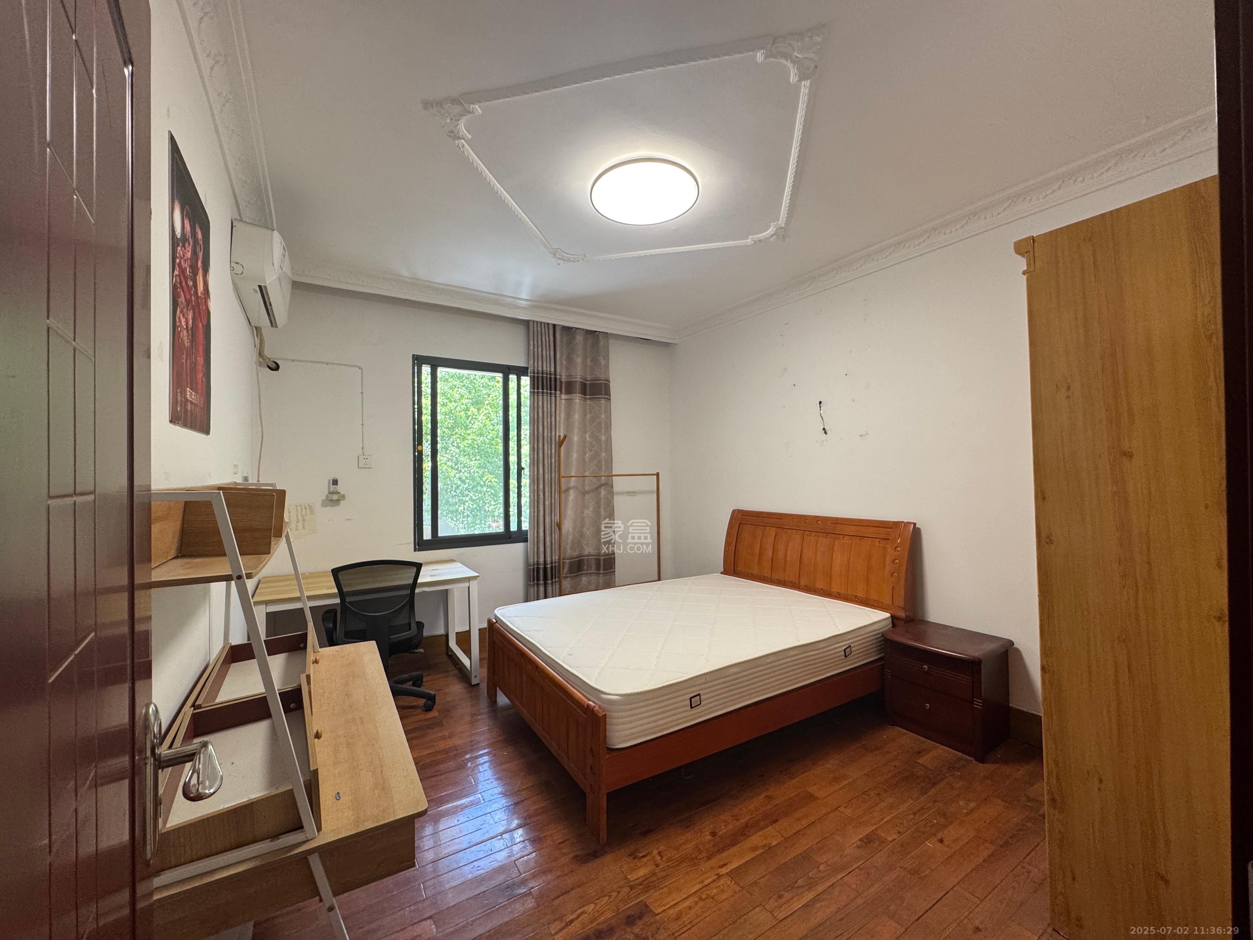 火星五片  3室2厅1卫    2200.0元/月室内图