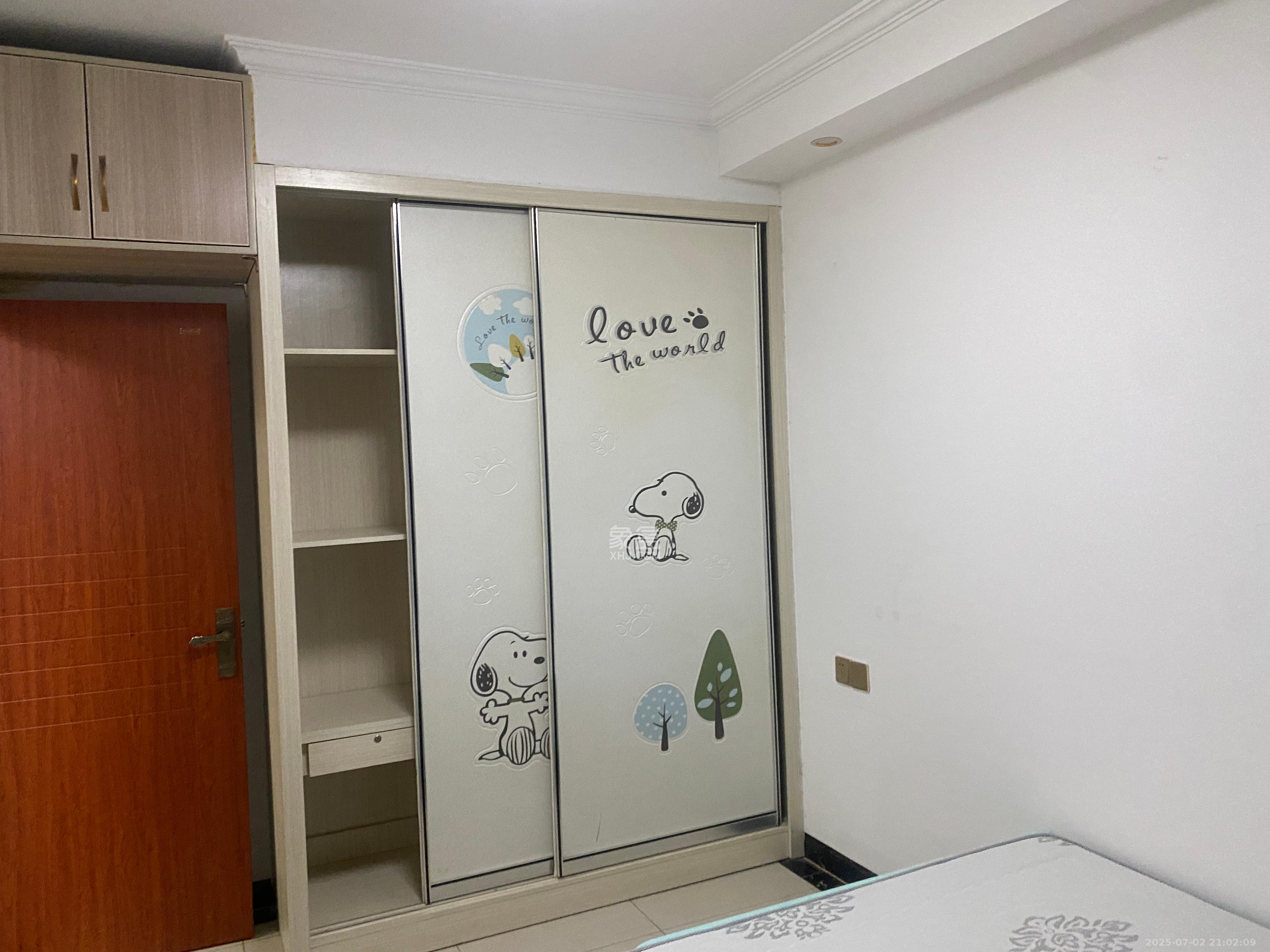 汇景豪庭  1室1厅1卫   2000.00元/月室内图