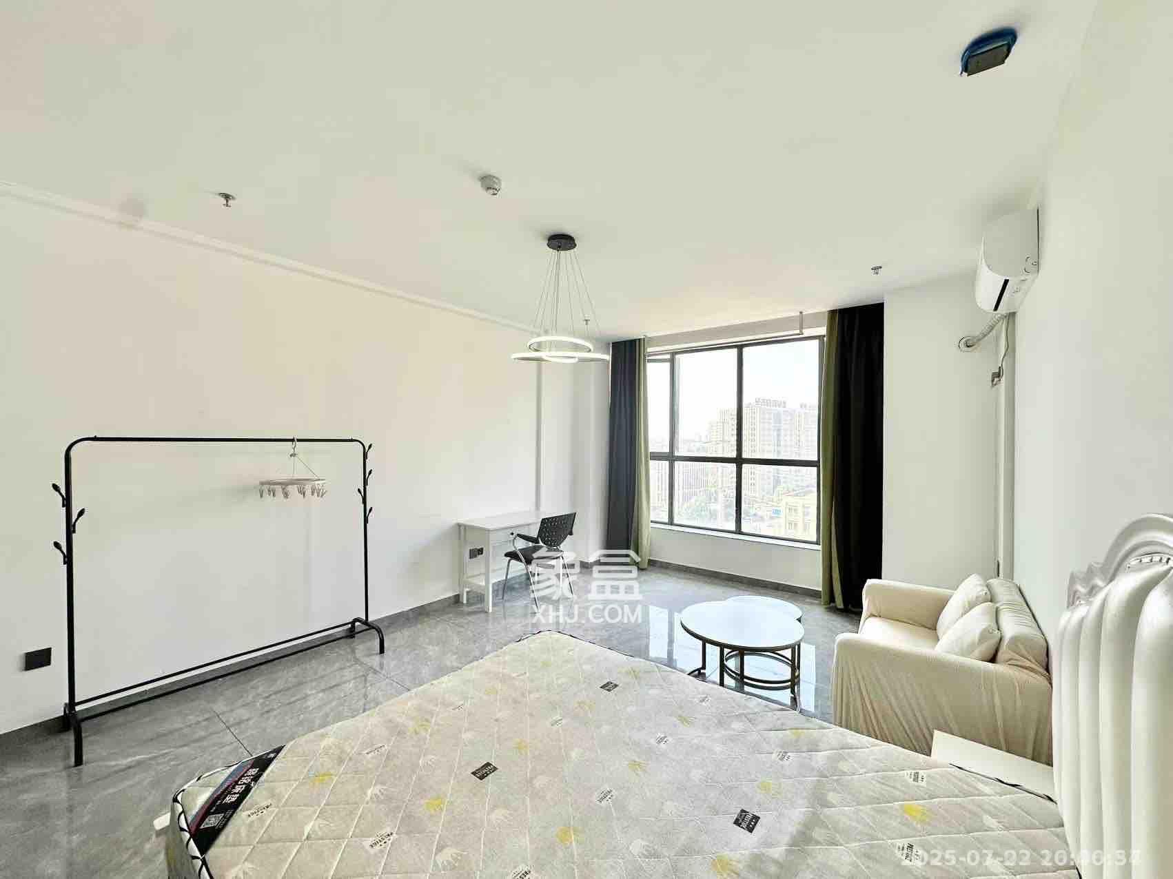 中南国际眼镜城(中伟商业中心) 1室1厅1卫 1300.0元/月 中南国际眼镜城(中伟商业中心) 1室1厅1卫 1300.0元/月室内图