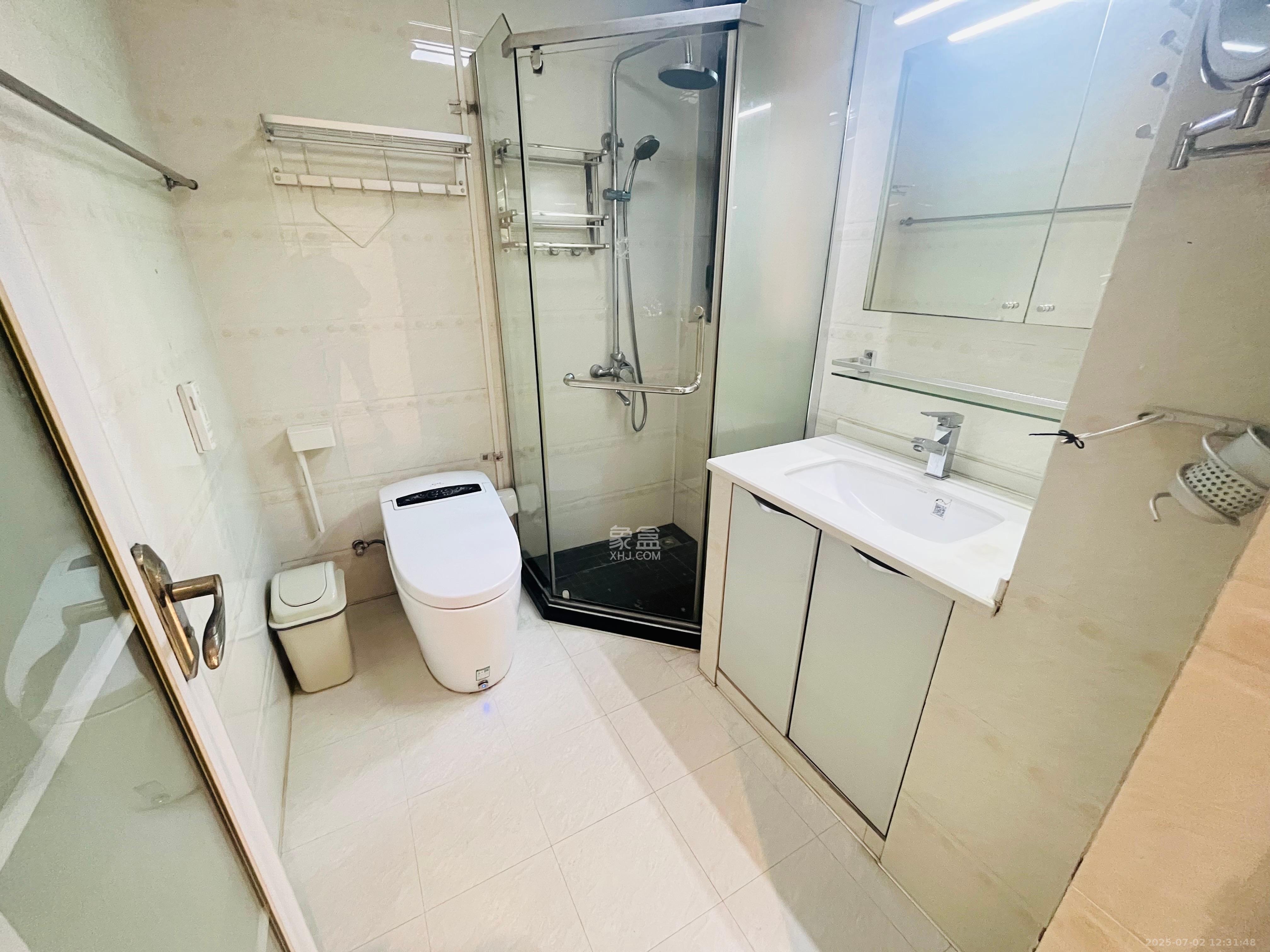 万达华府  4室2厅2卫   2600.00元/月室内图
