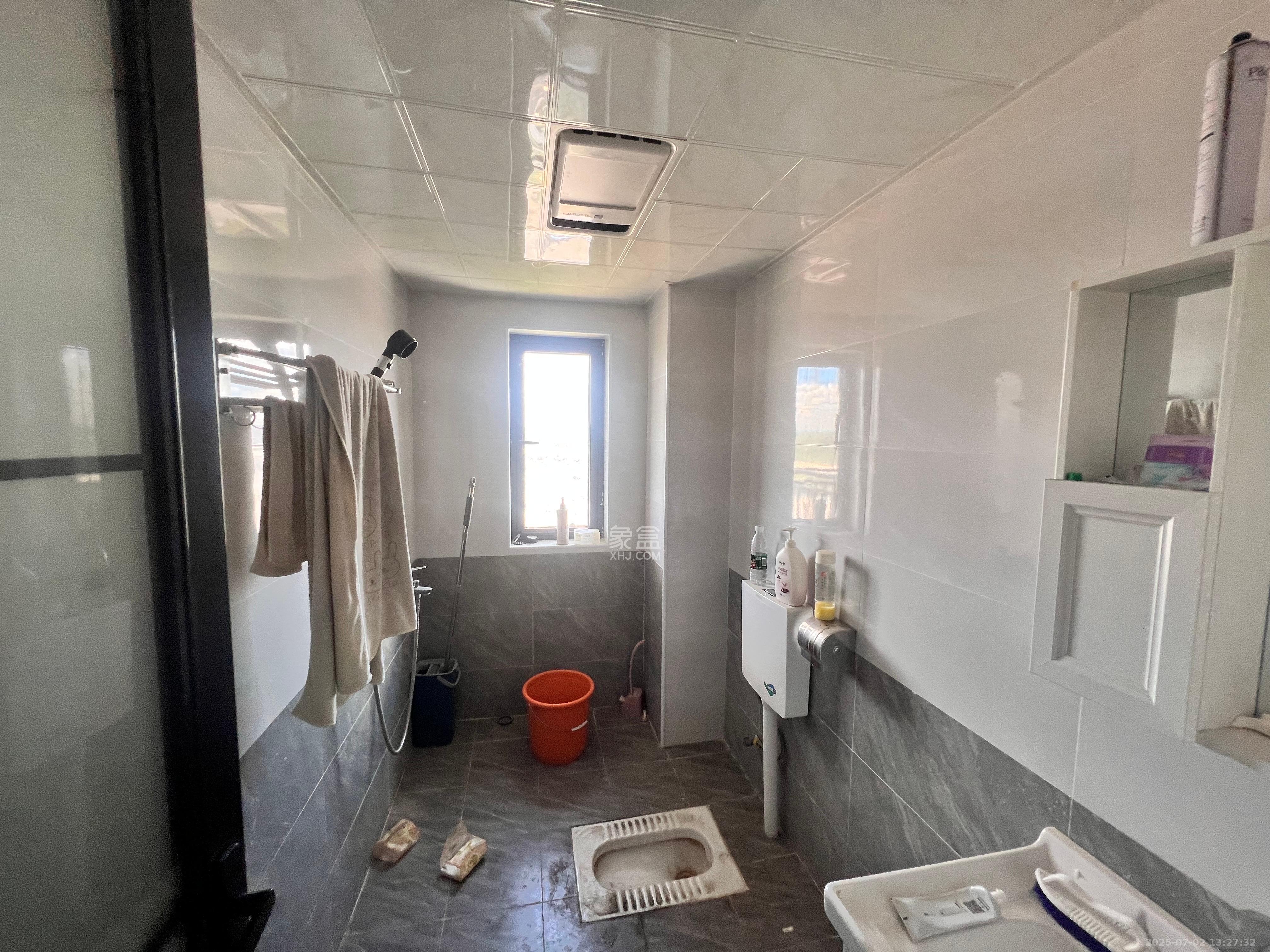 中建嘉和城  3室2厅1卫   2200.00元/月室内图