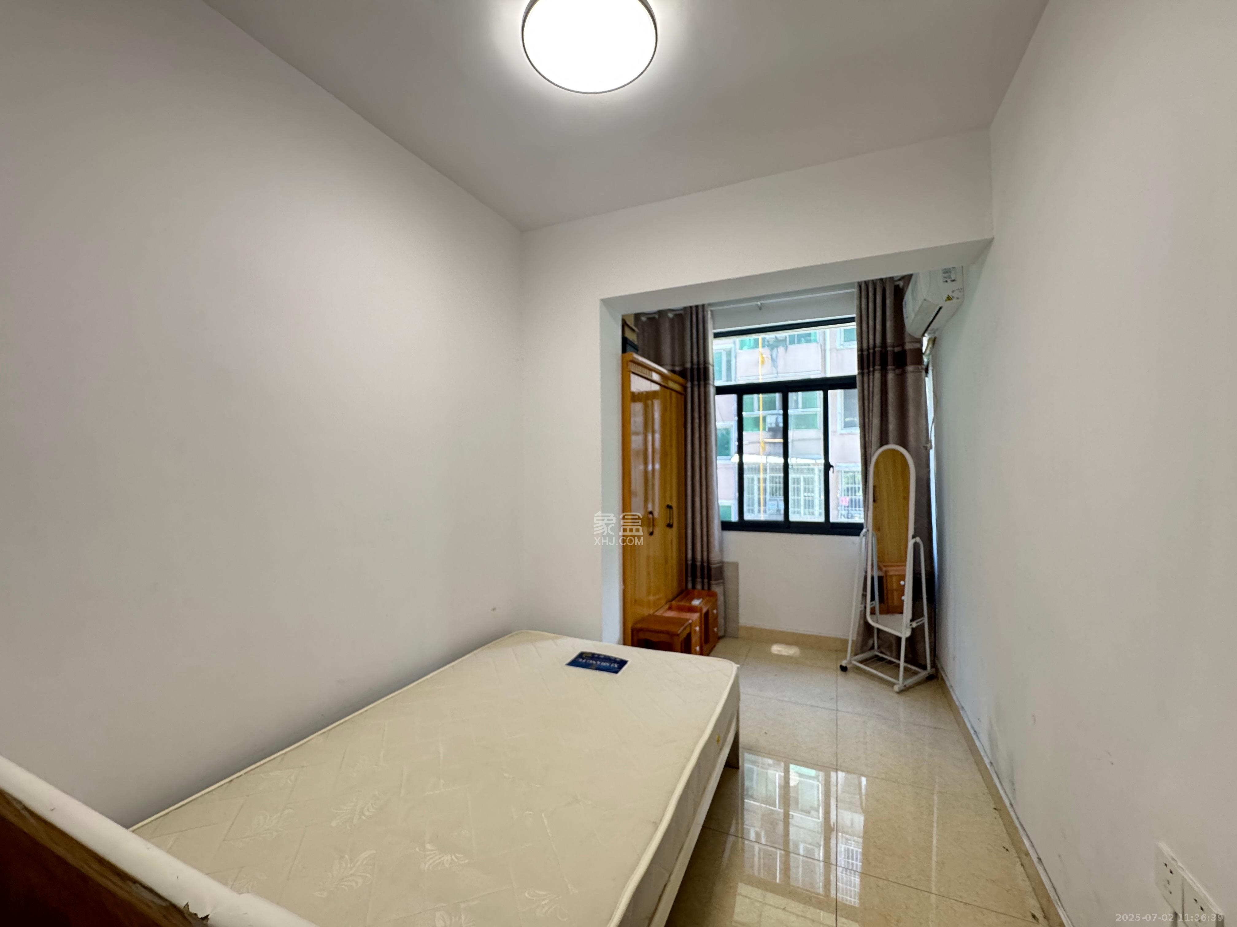 火星五片  3室2厅1卫    2200.0元/月室内图